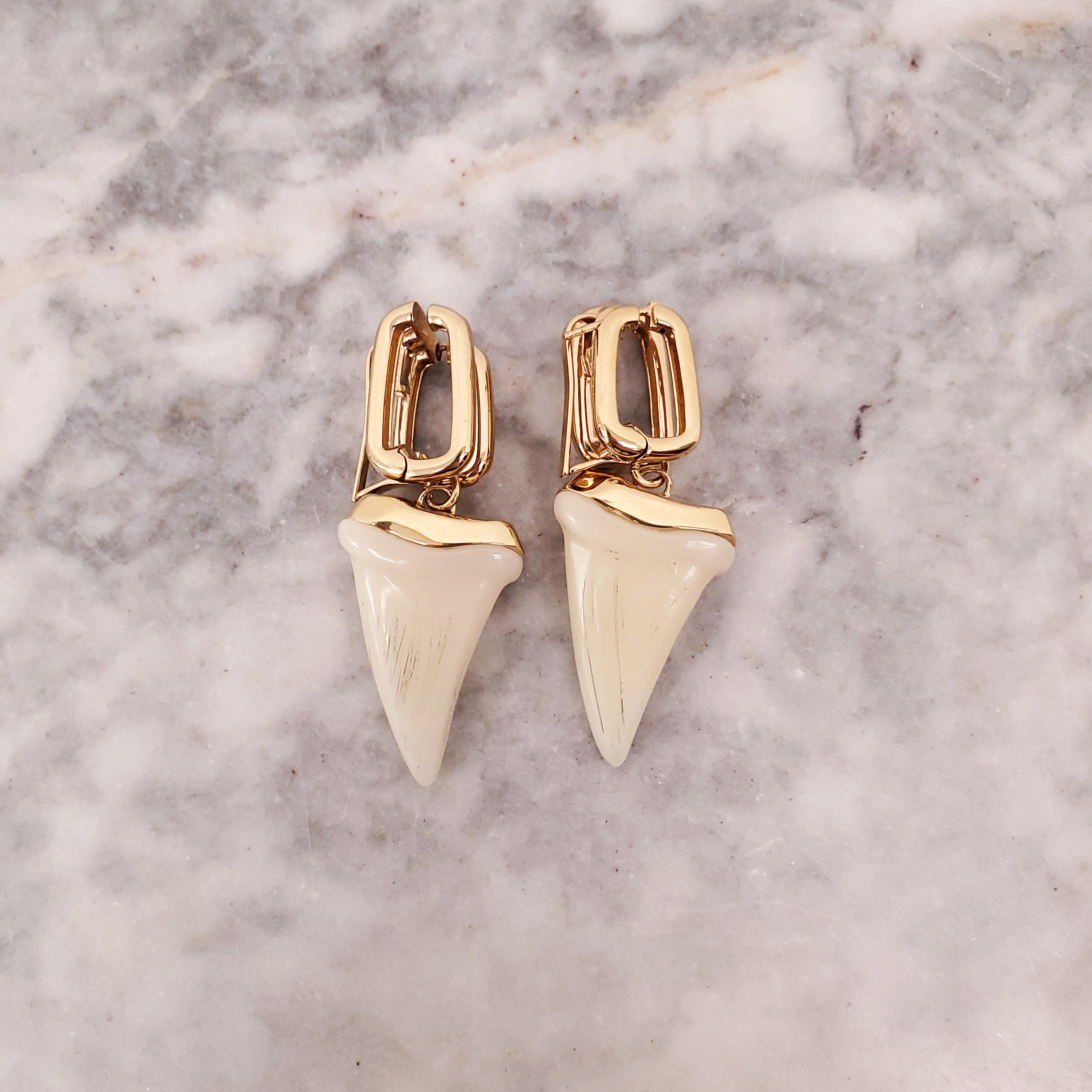 CHLOÉ SHARK TOOTH EARRINGS