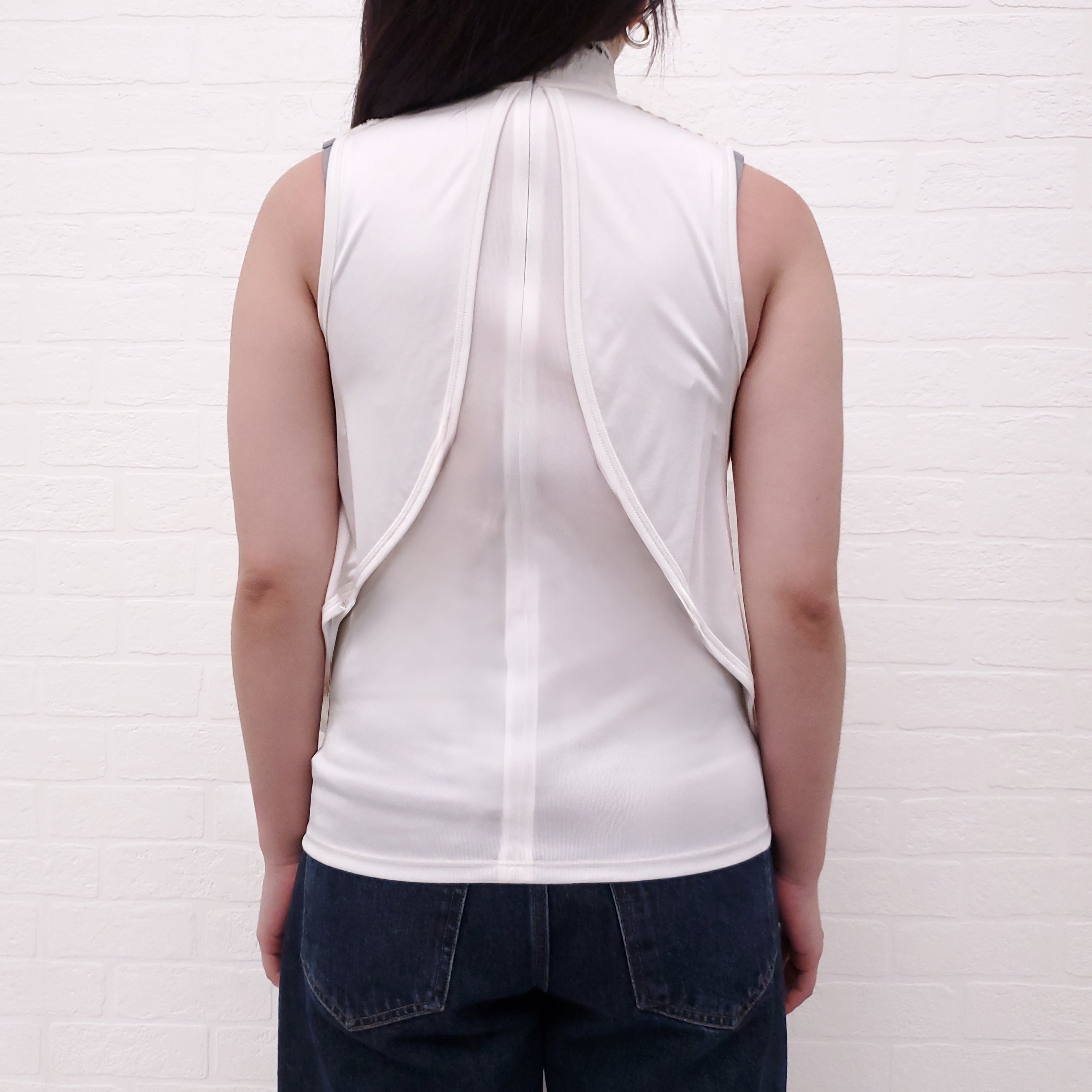 CHLOÉ WHITE ASYMMETRICAL EMBROIDERED TANK TOP WITH GROMMETS - SIZE 36