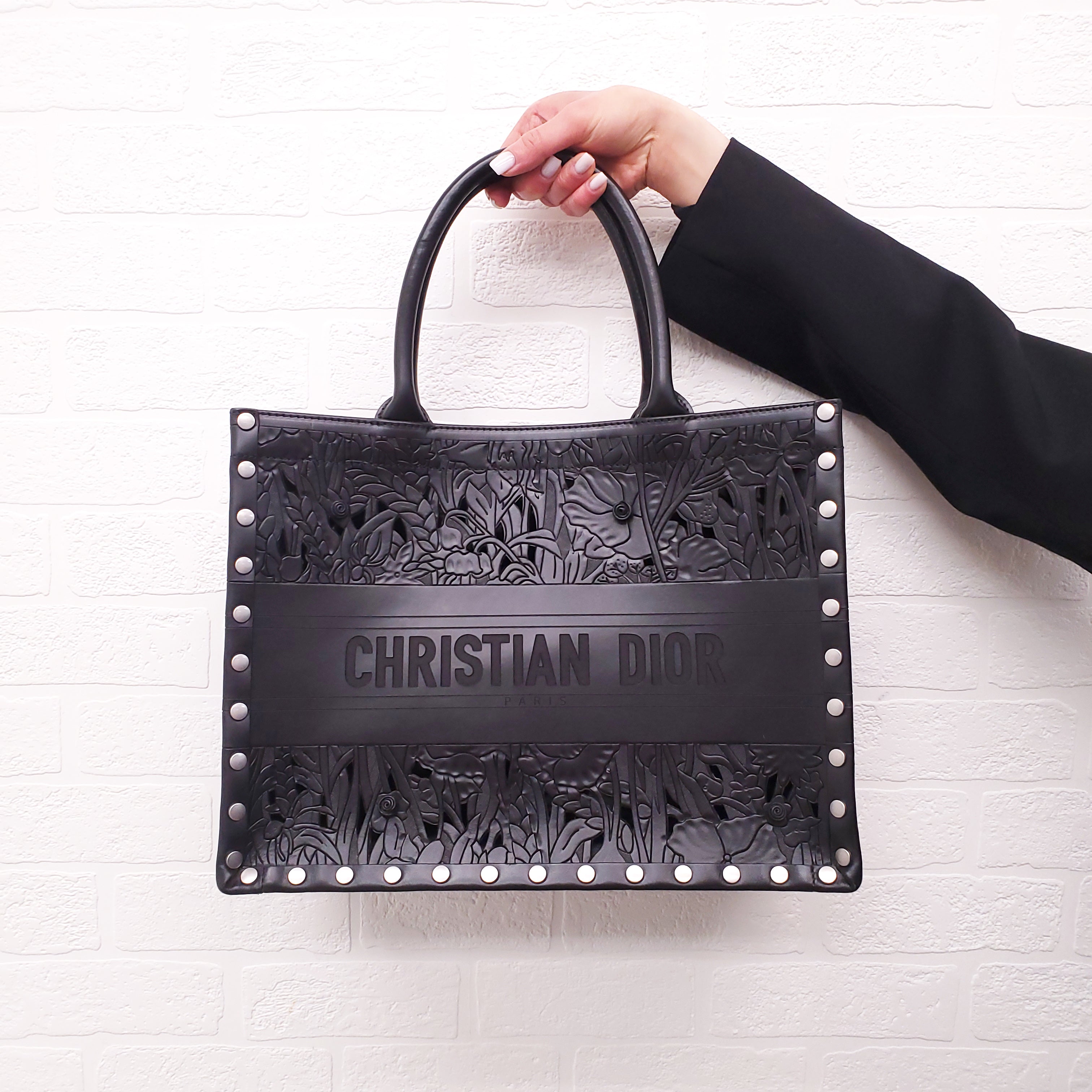 CHRISTIAN DIOR 2020 FLEURS SCULPTED LEATHER LARGE BOOK TOTE