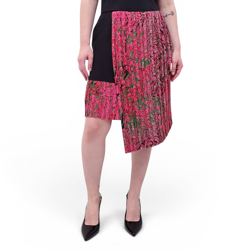 CHRISTIAN DIOR BLACK AND PINK PATTERNED PLEATED SKIRT - SIZE 10