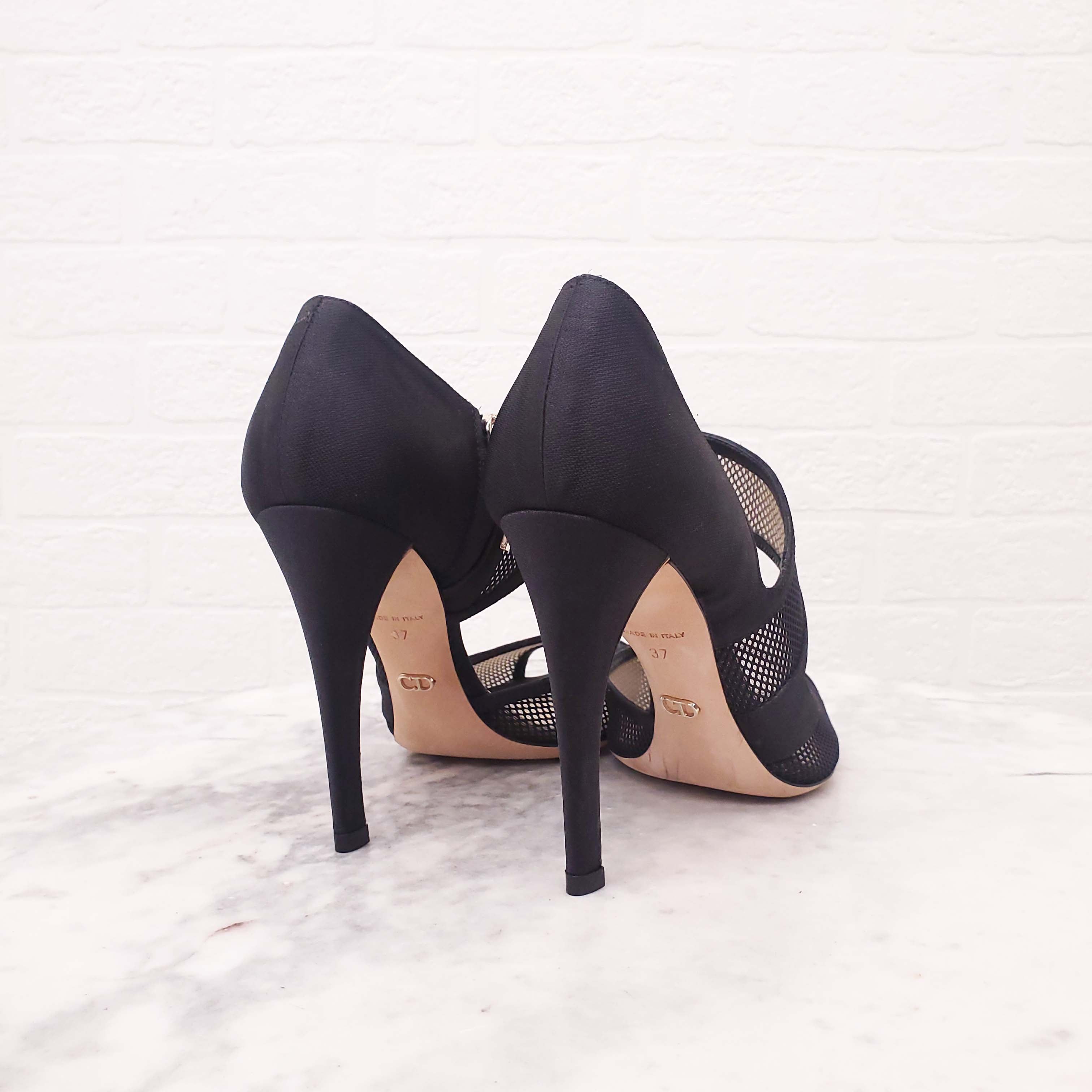 CHRISTIAN DIOR BLACK SATIN FISHNET DETAIL HEELS - SIZE 37