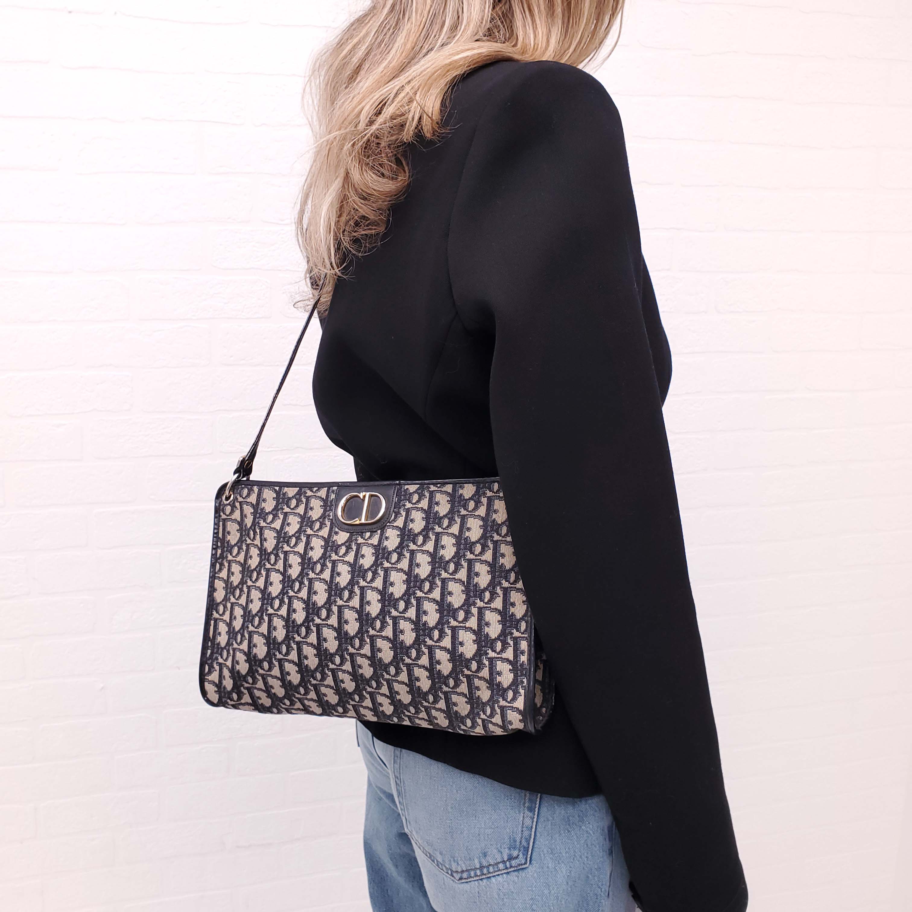 CHRISTIAN DIOR VINTAGE LOGO PURSE