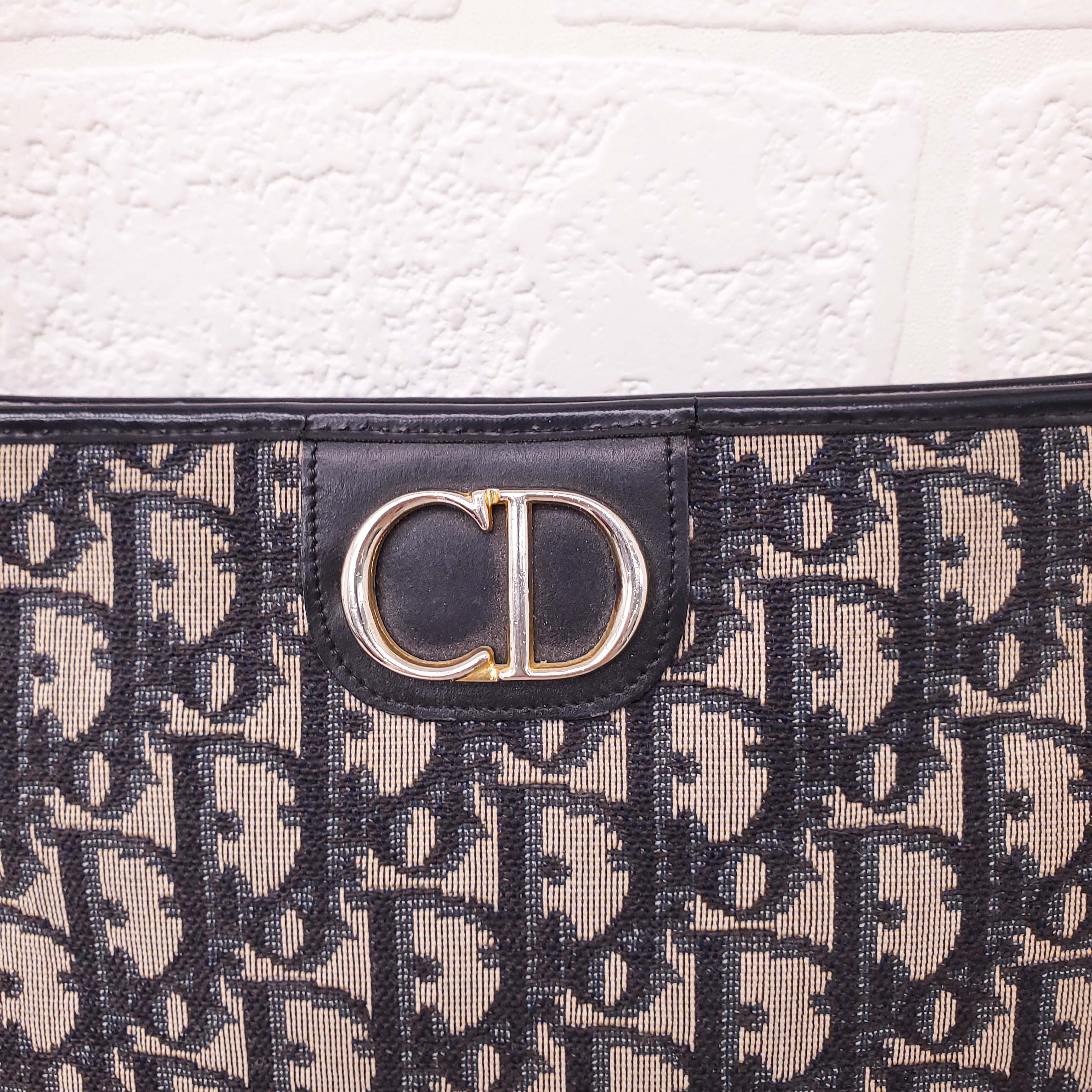 CHRISTIAN DIOR VINTAGE LOGO PURSE