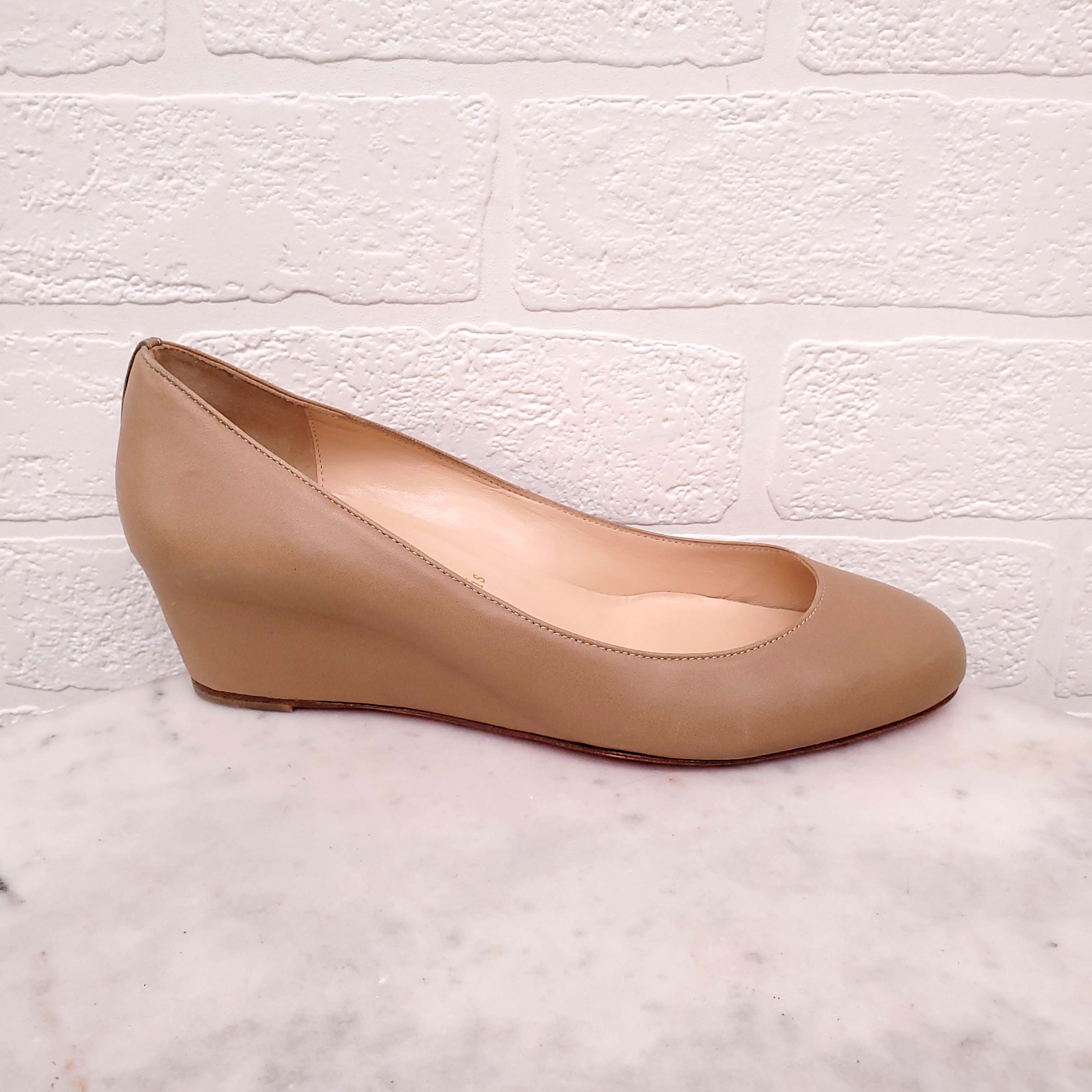 CHRISTIAN LOUBOUTIN NUDE LEATHER WEDGES - SIZE 36.5