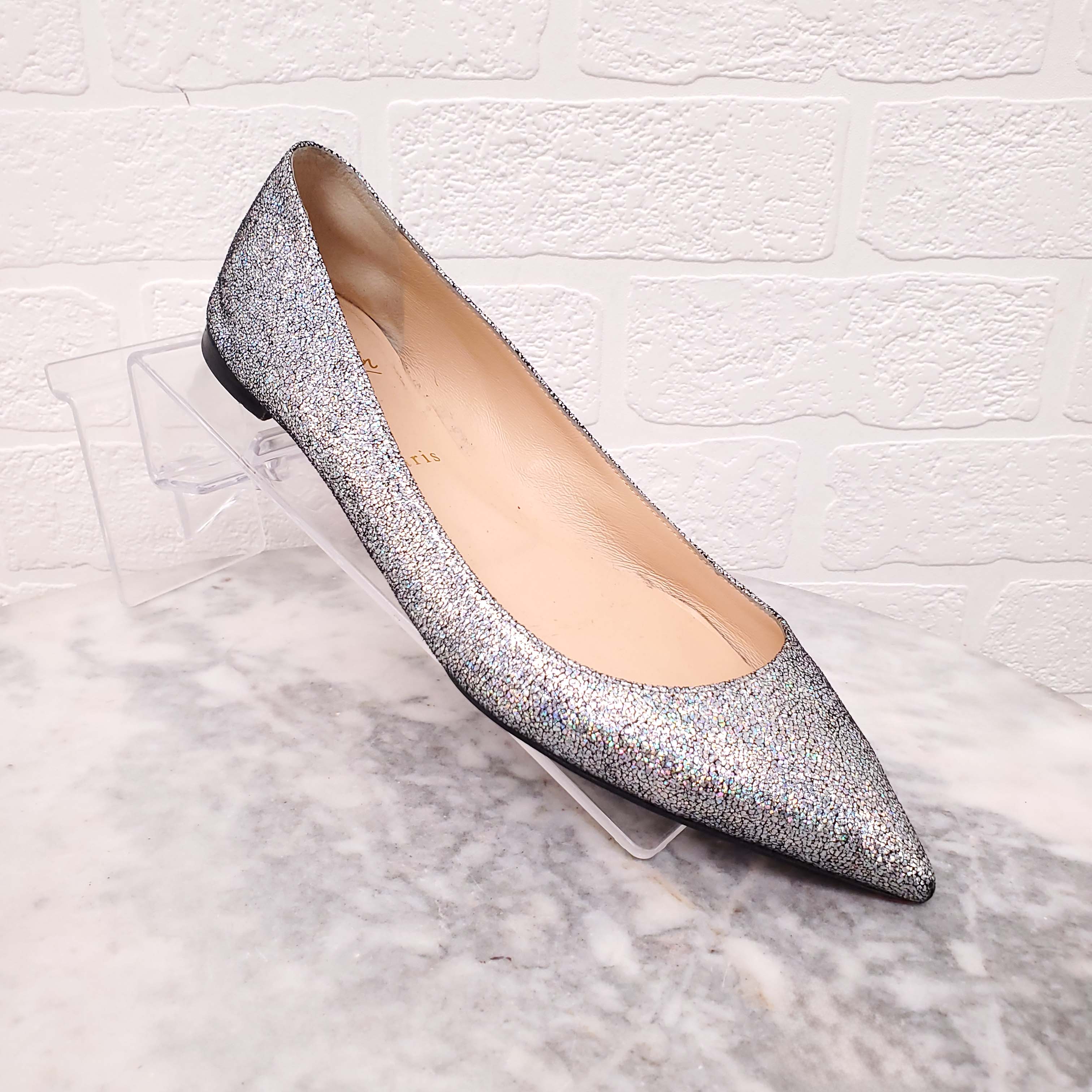 CHRISTIAN LOUBOUTIN SILVER SEQUIN FLATS - SIZE 40