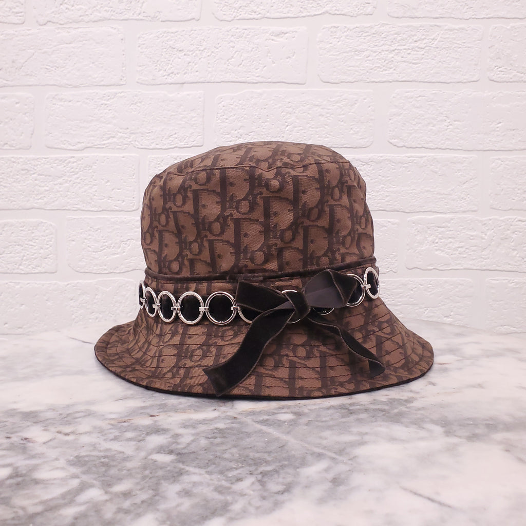DIOR LOGO BUCKET HAT - SIZE 57(M)