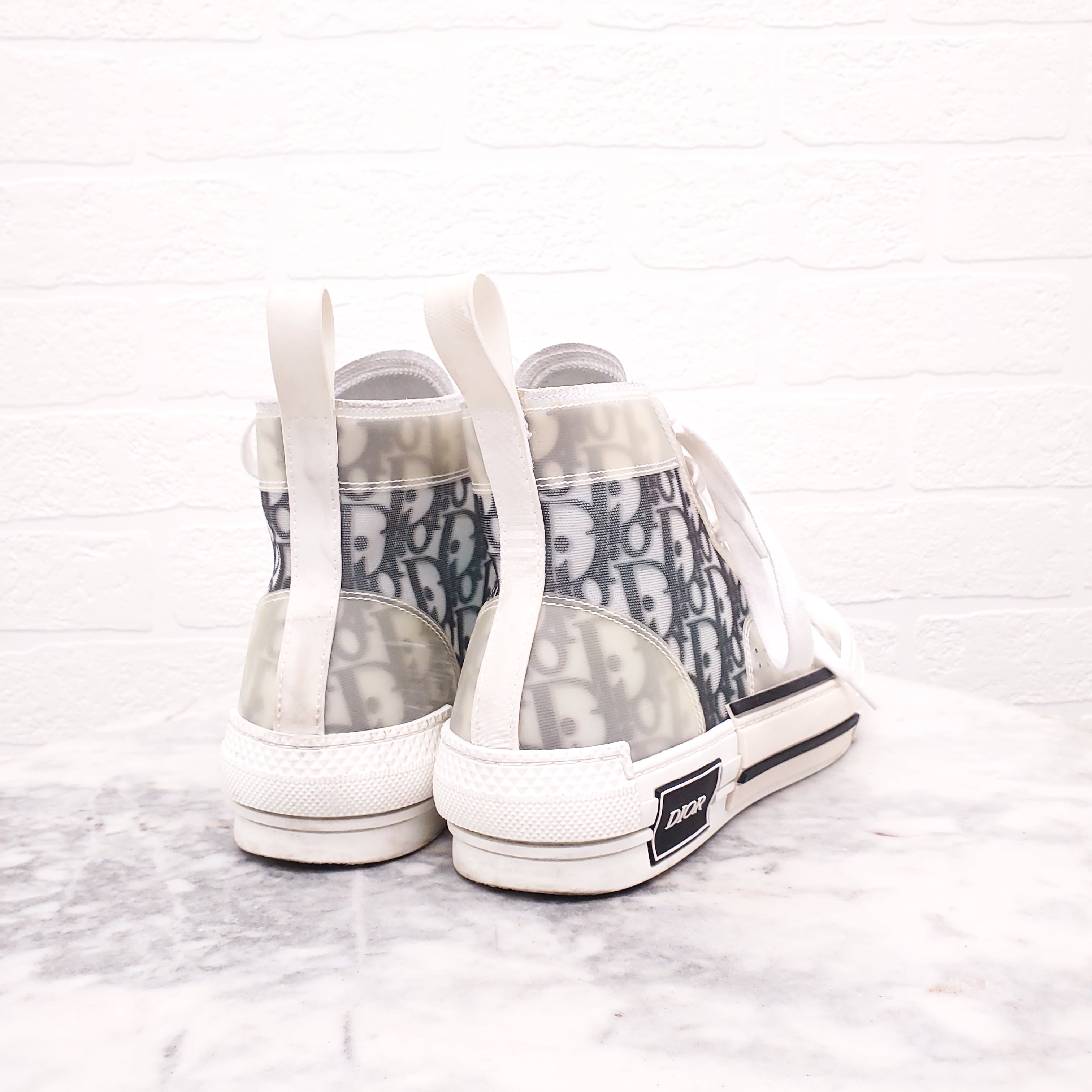 DIOR LOGO HIGHTOP SNEAKERS - SIZE 38