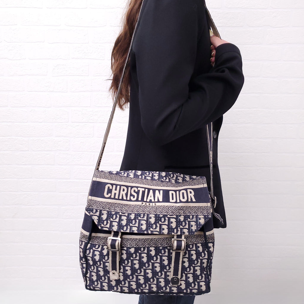 DIOR OBLIQUE MESSENGER BAG