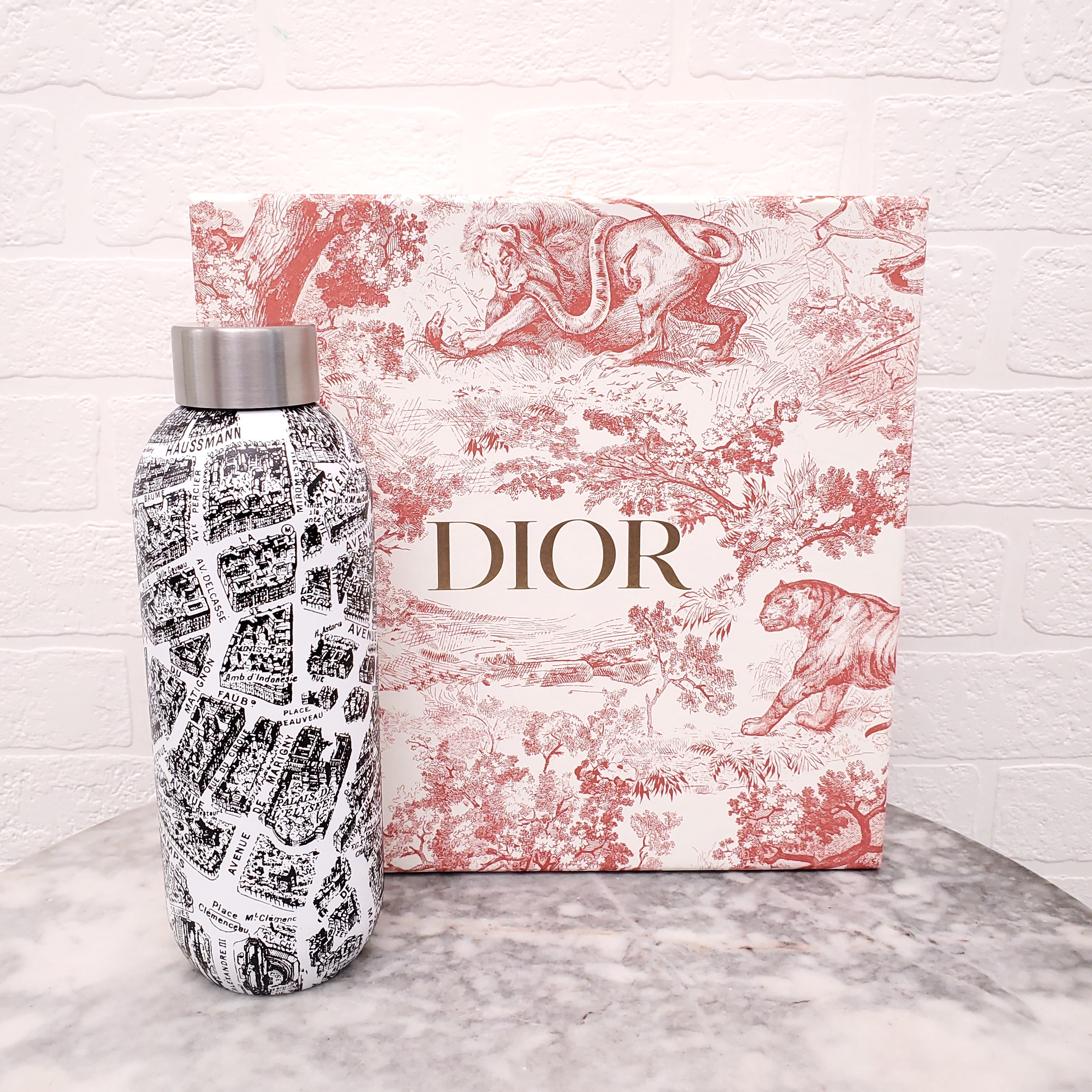 DIOR WATER BOTTLE