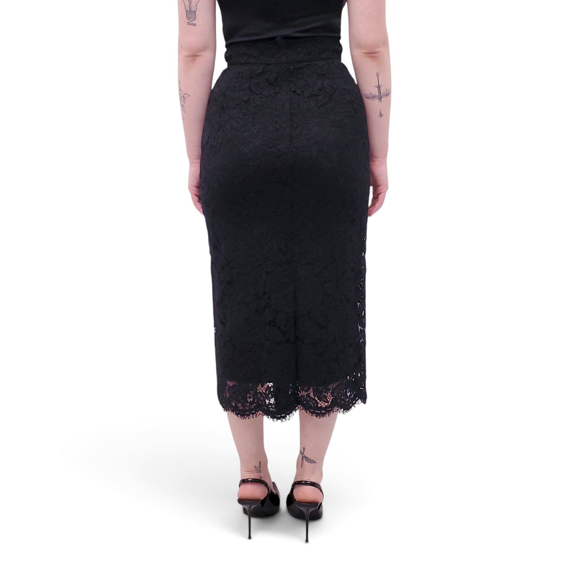 DOLCE & GABBANA BLACK LACE SKIRT - SIZE 40