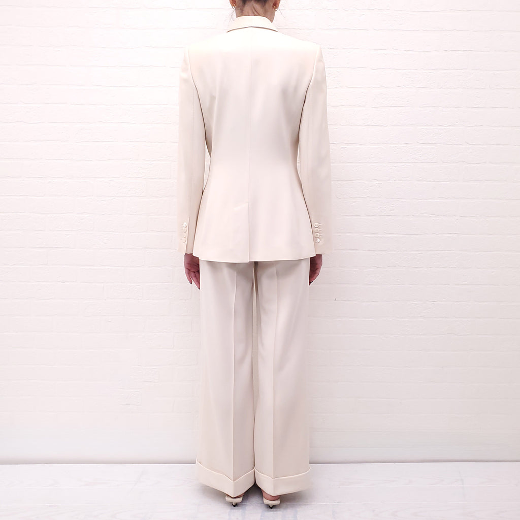 DOLCE & GABBANA CREAM SUIT WITH OVERSIZED BLAZER - SIZE 42