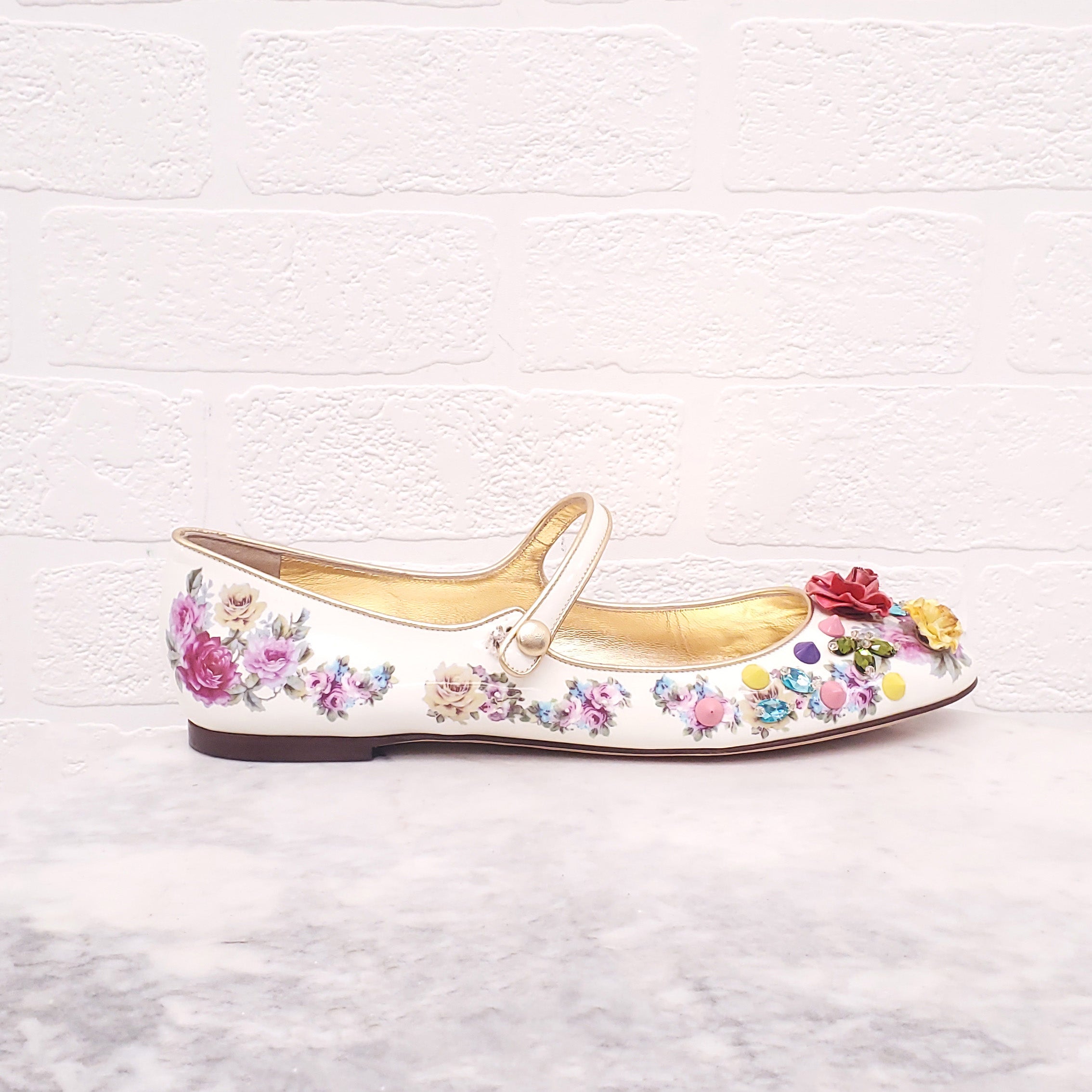 DOLCE & GABBANA RUNWAY FLORAL BEADED MARY JANE FLATS - SIZE 40