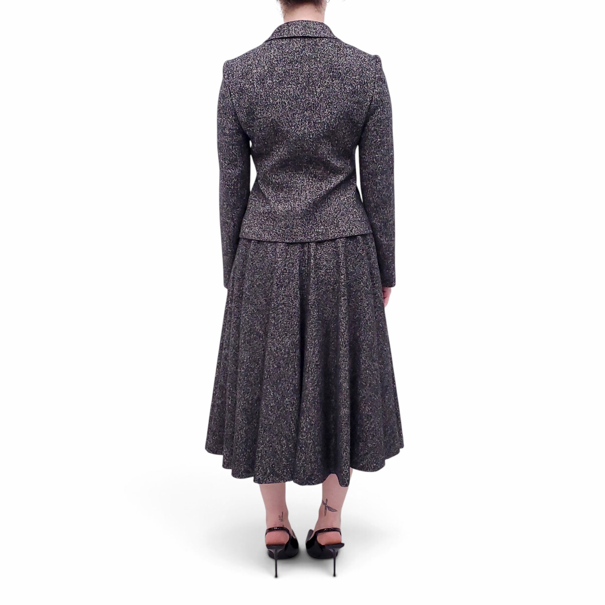 DOLCE & GABBANA TWEED SKIRT WITH MATCHING JACKET & LEOPARD INTERIOR - SIZE 38