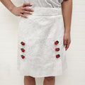 DOLCE & GABBANA WHITE SHADOW STITCH SKIRT WITH FLORAL BUTTONS -  SIZE 40