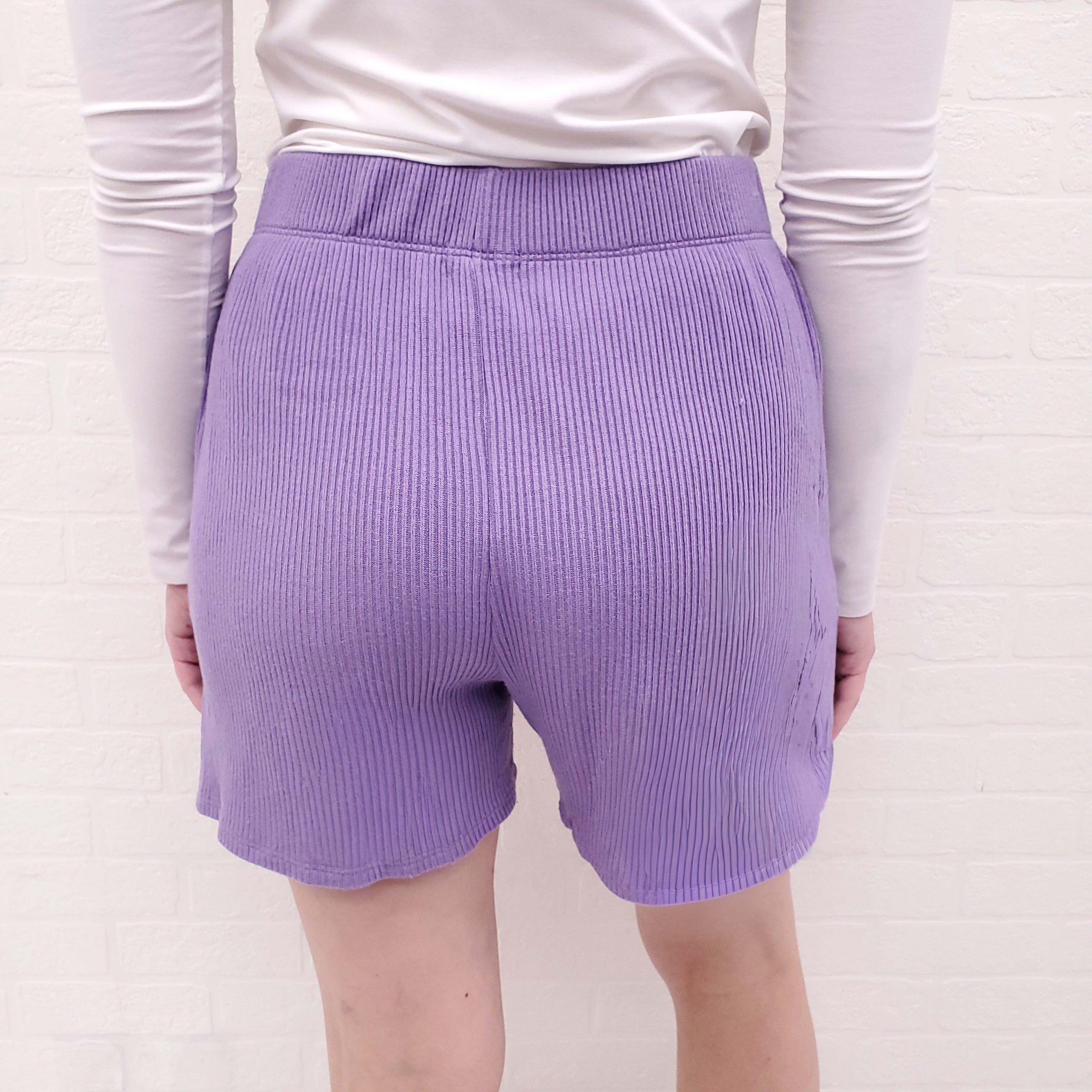 DONNI PURPLE RIBBED SHORTS - SIZE M