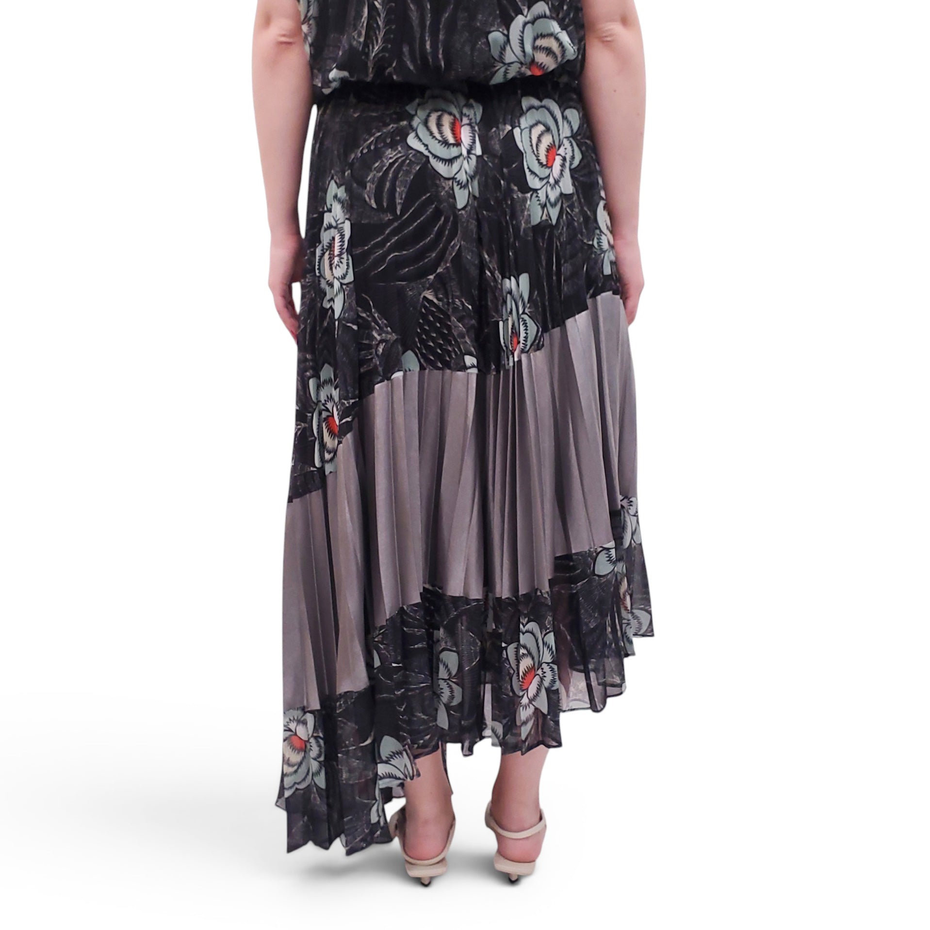 DRIES VAN NOTEN BLACK AND BLUE PATTERNED PLEATED SET - SIZE 38/40