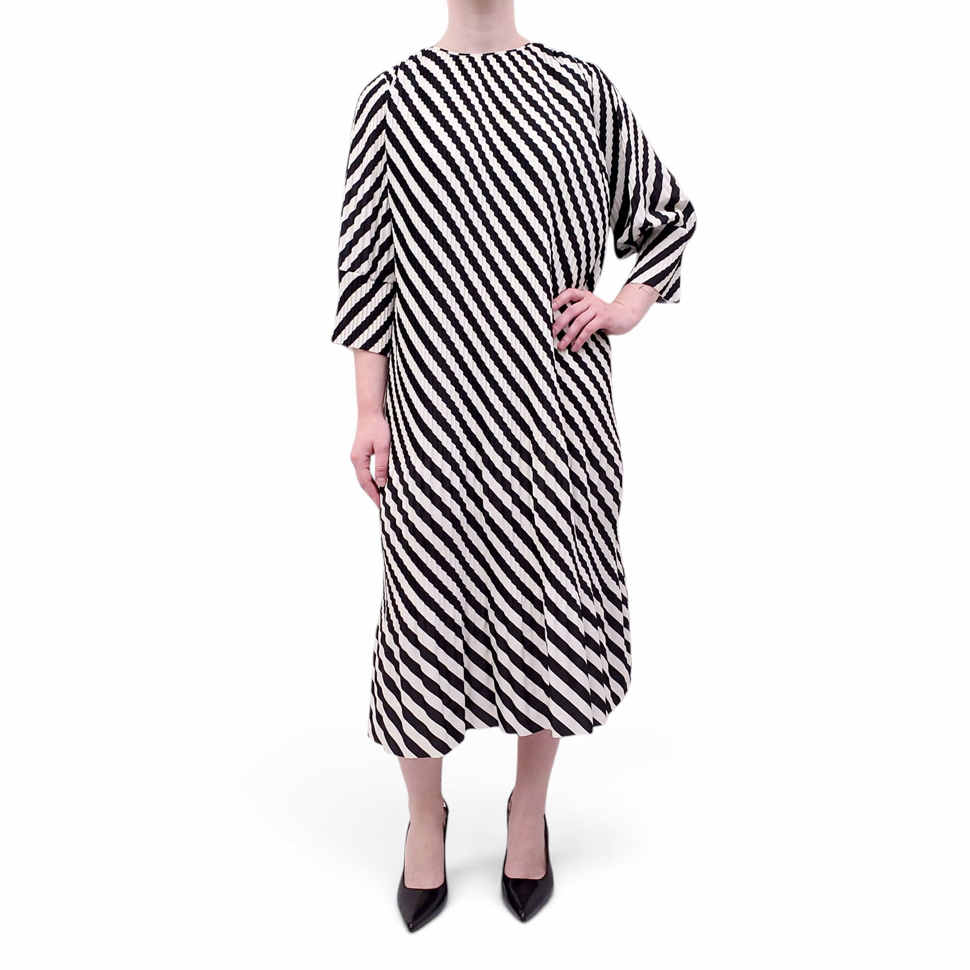 DRIES VAN NOTEN PLEATED BLACK AND WHITE DRESS - SIZE M