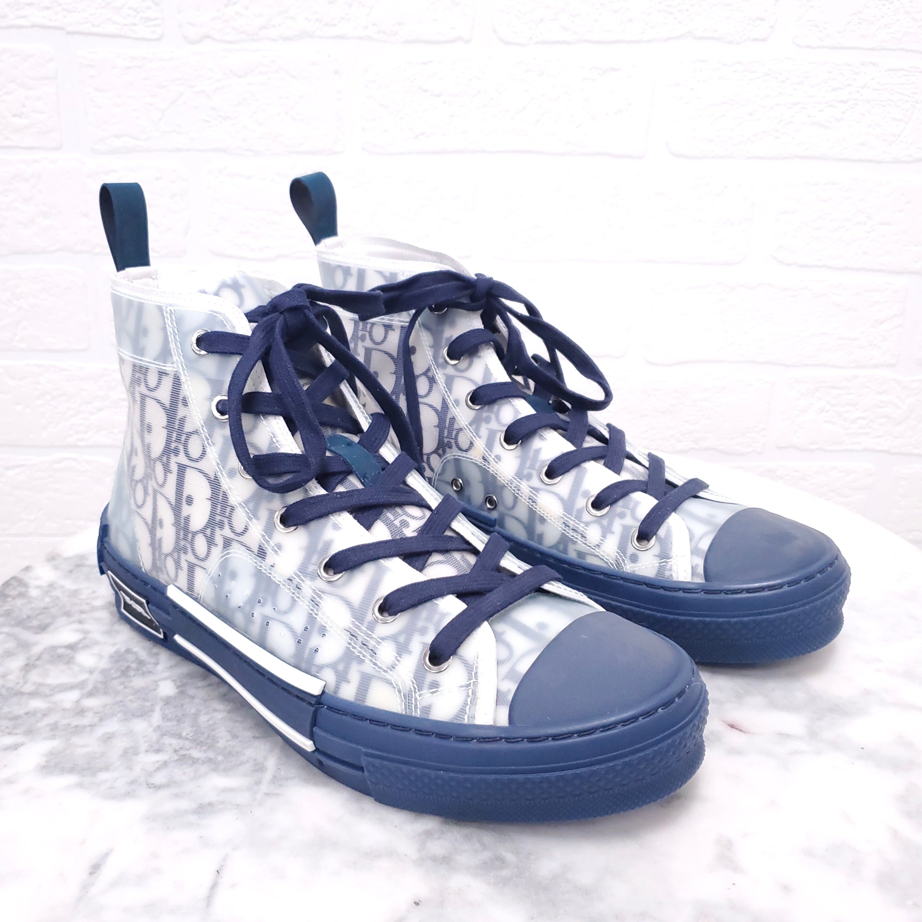 CHRISTIAN DIOR NAVY AND WHITE OBLIQUE SNEAKERS - SIZE 40