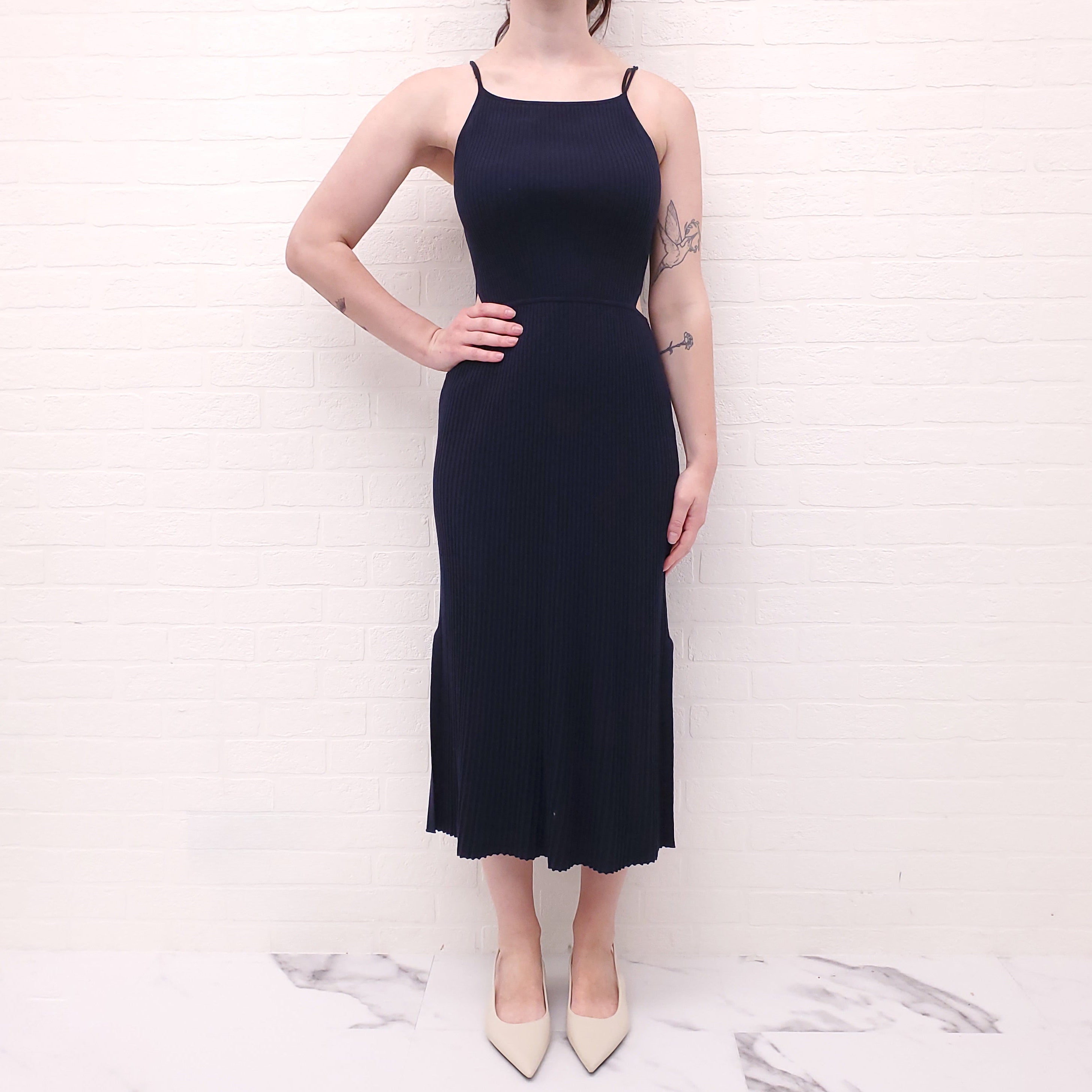 ELIZABETH & JAMES NAVY RIBBED MAXI DRESS - SIZE XS