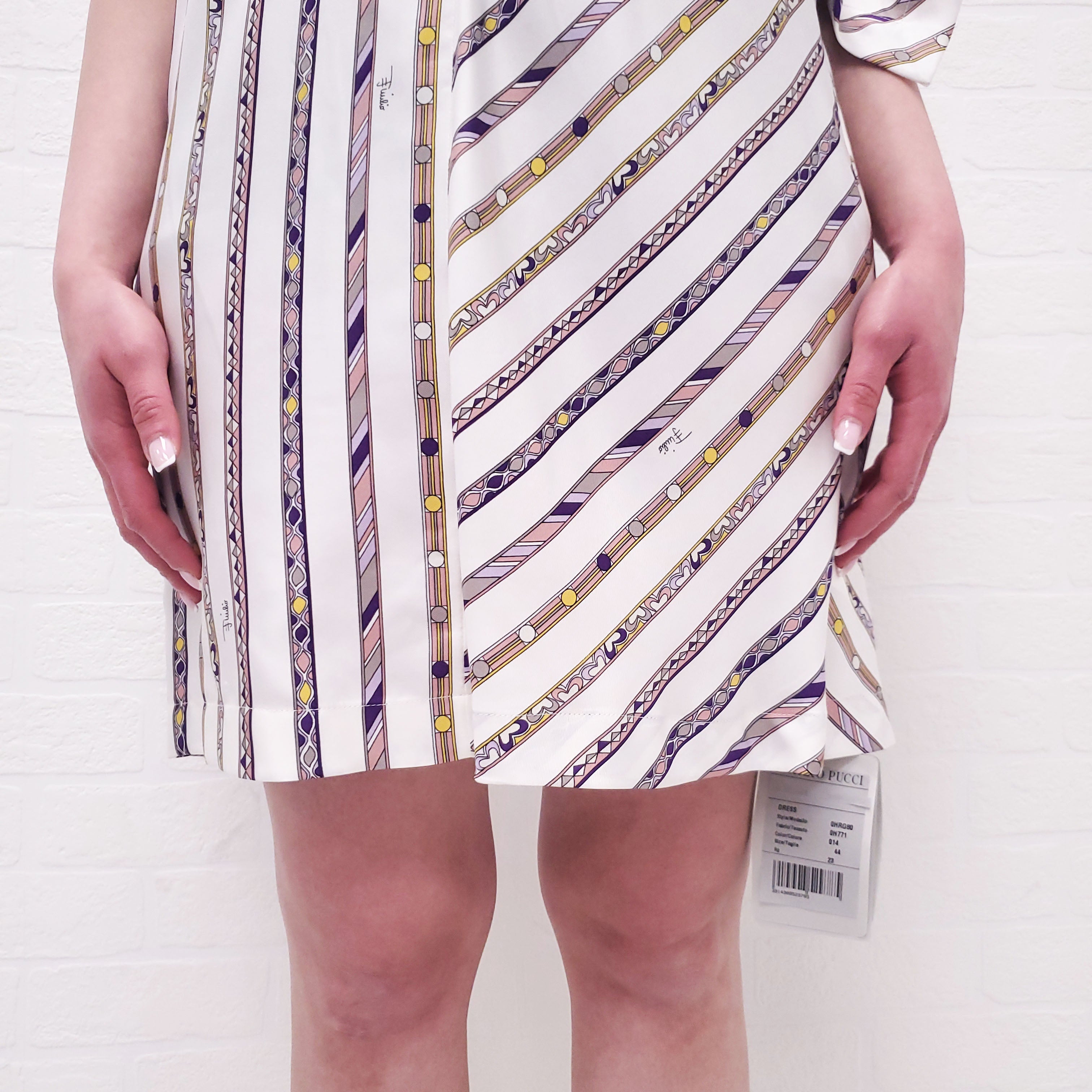 EMILIO PUCCI WHITE PATTERNED STRIPE SHORT SLEEVE DRESS - SIZE 44