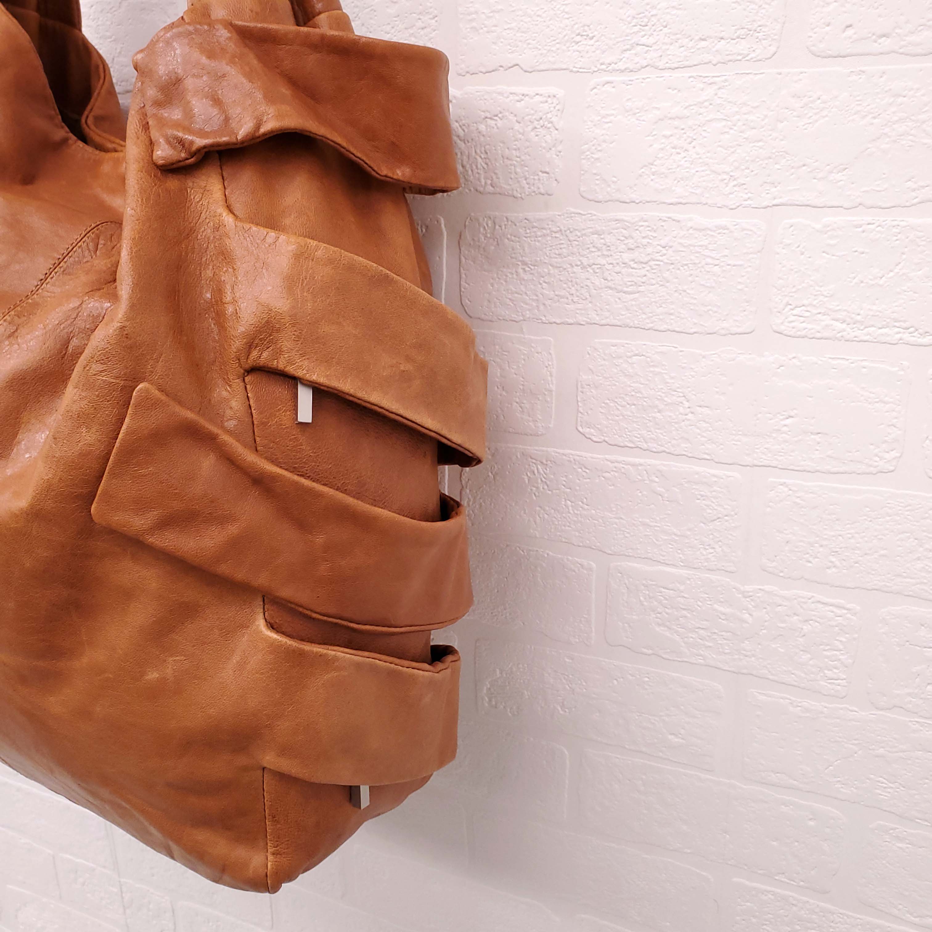 FENDI BROWN LEATHER SHOULDER BAG