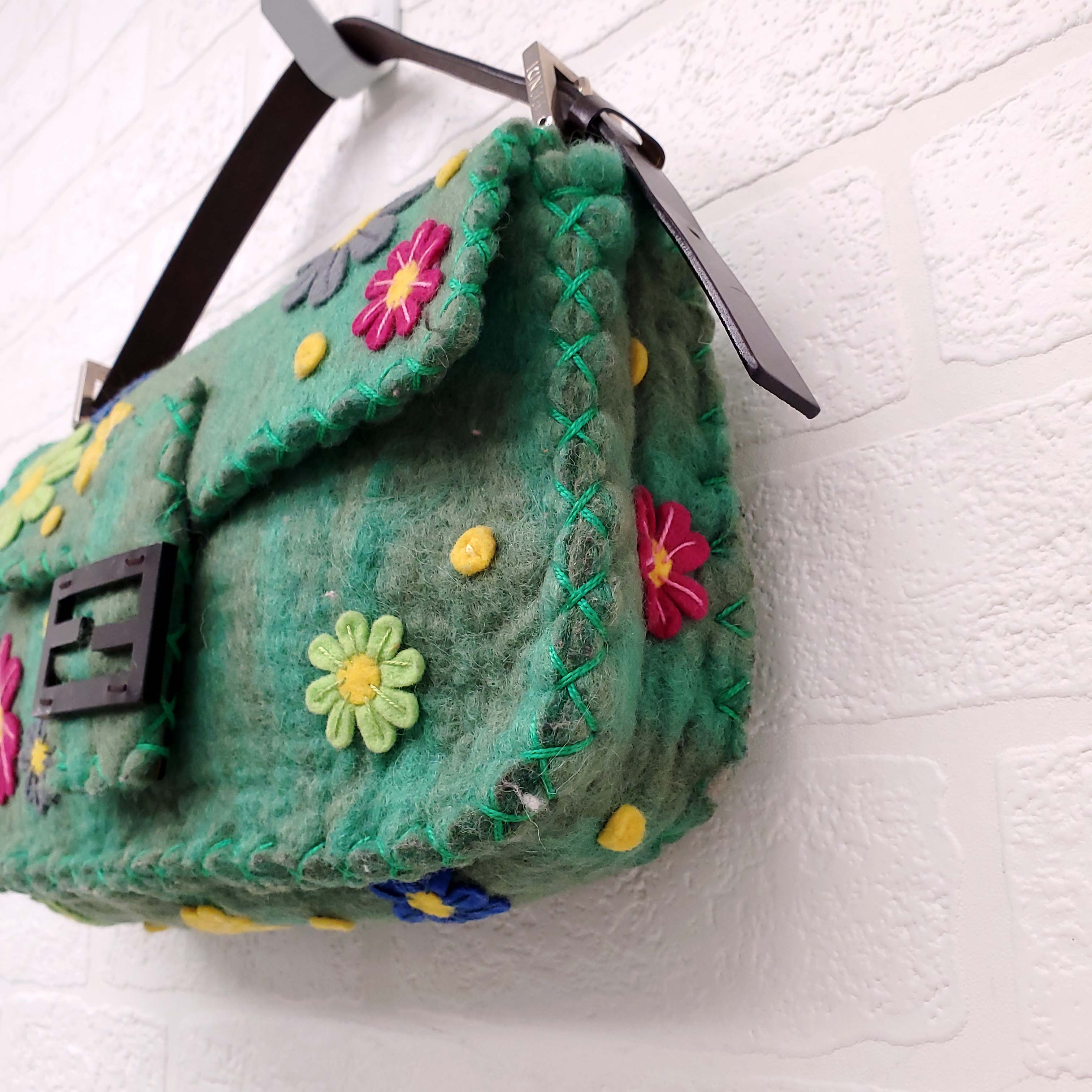 FENDI FELT FLORAL APPLIQUE 'BAGUETTE' SHOULDER BAG