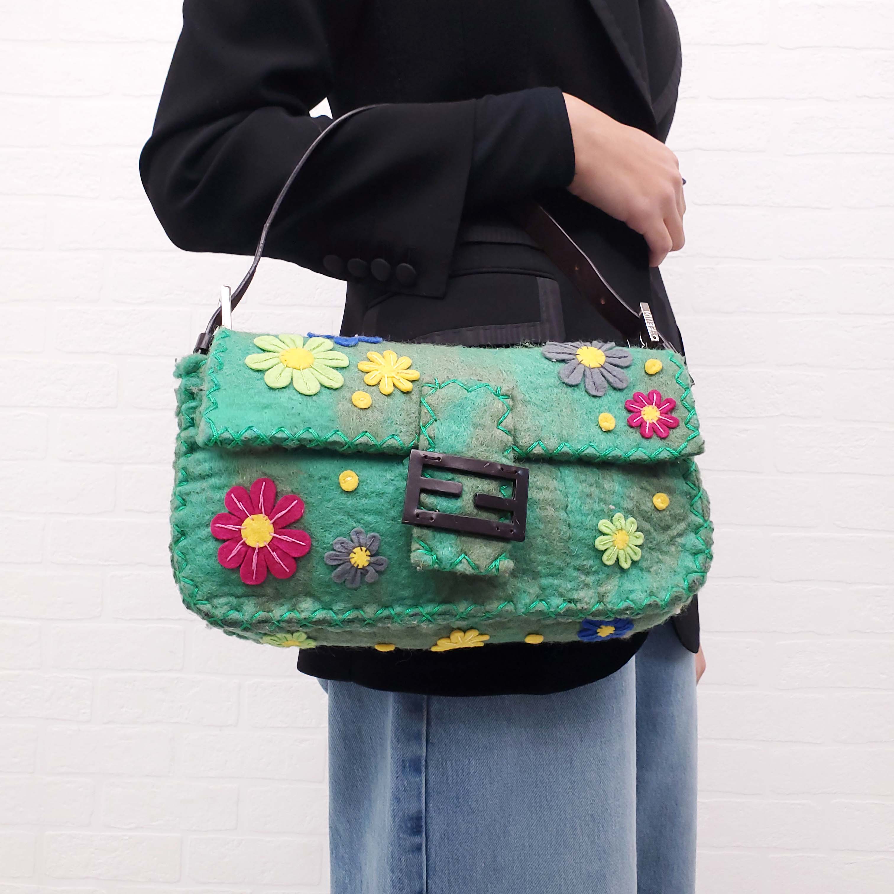 FENDI FELT FLORAL APPLIQUE 'BAGUETTE' SHOULDER BAG