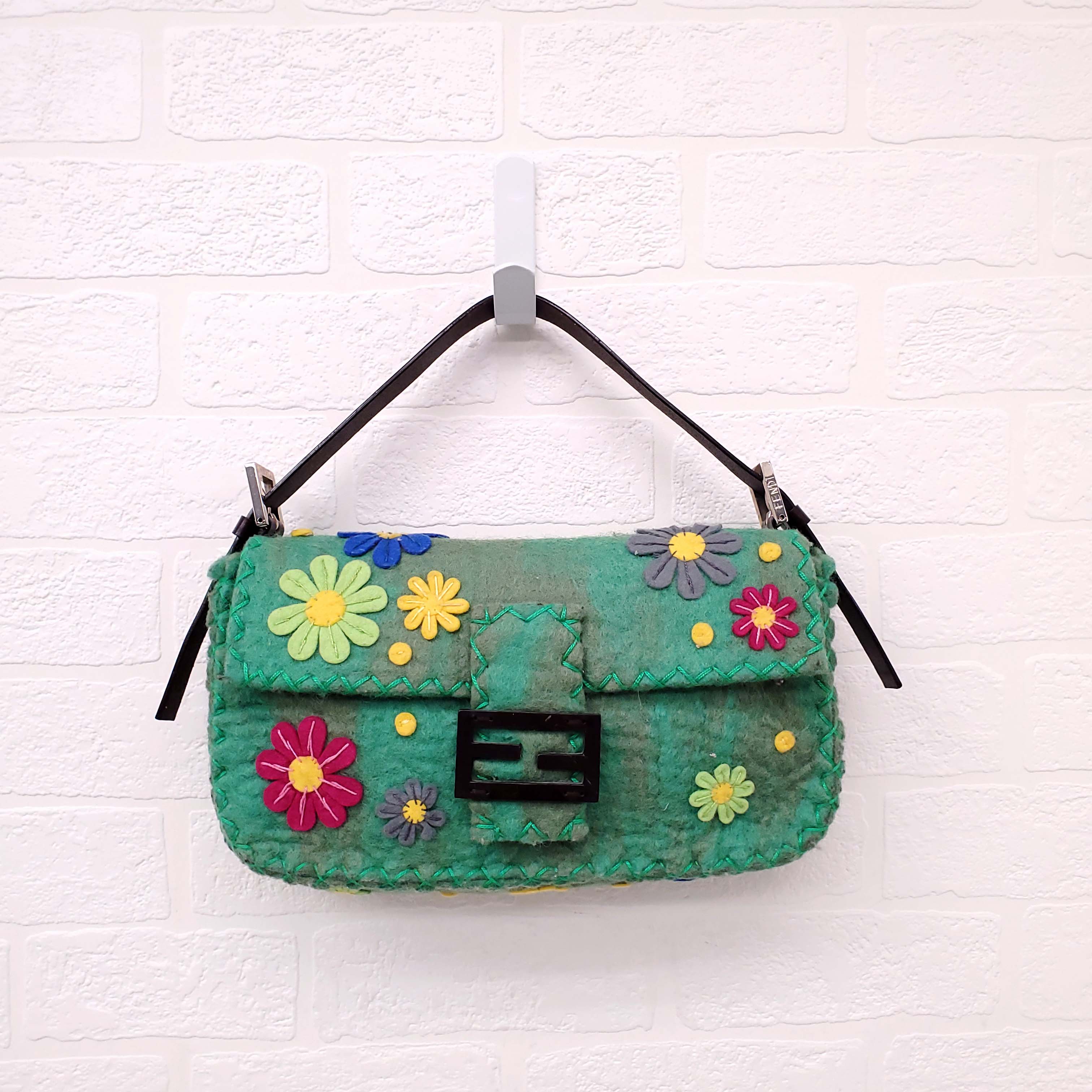 FENDI FELT FLORAL APPLIQUE 'BAGUETTE' SHOULDER BAG