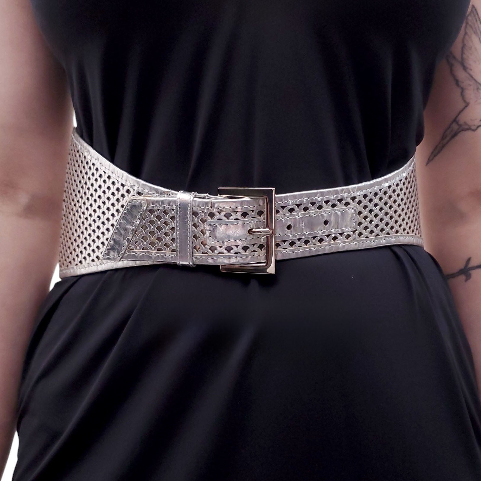 FENDI VINTAGE SILVER WAIST BELT - SIZE 75