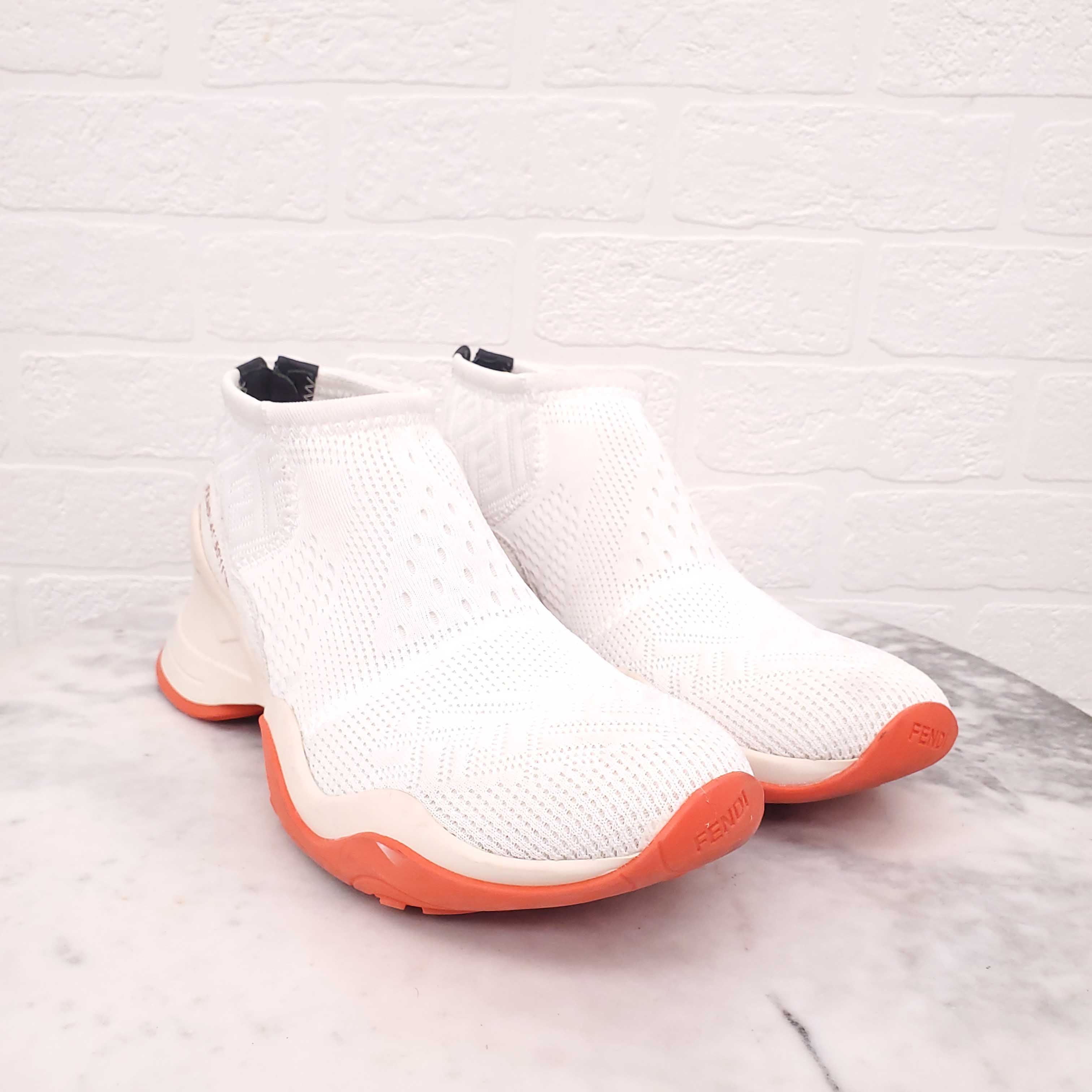 FENDI WHITE LOGO ANKLE SNEAKERS - SIZE 40