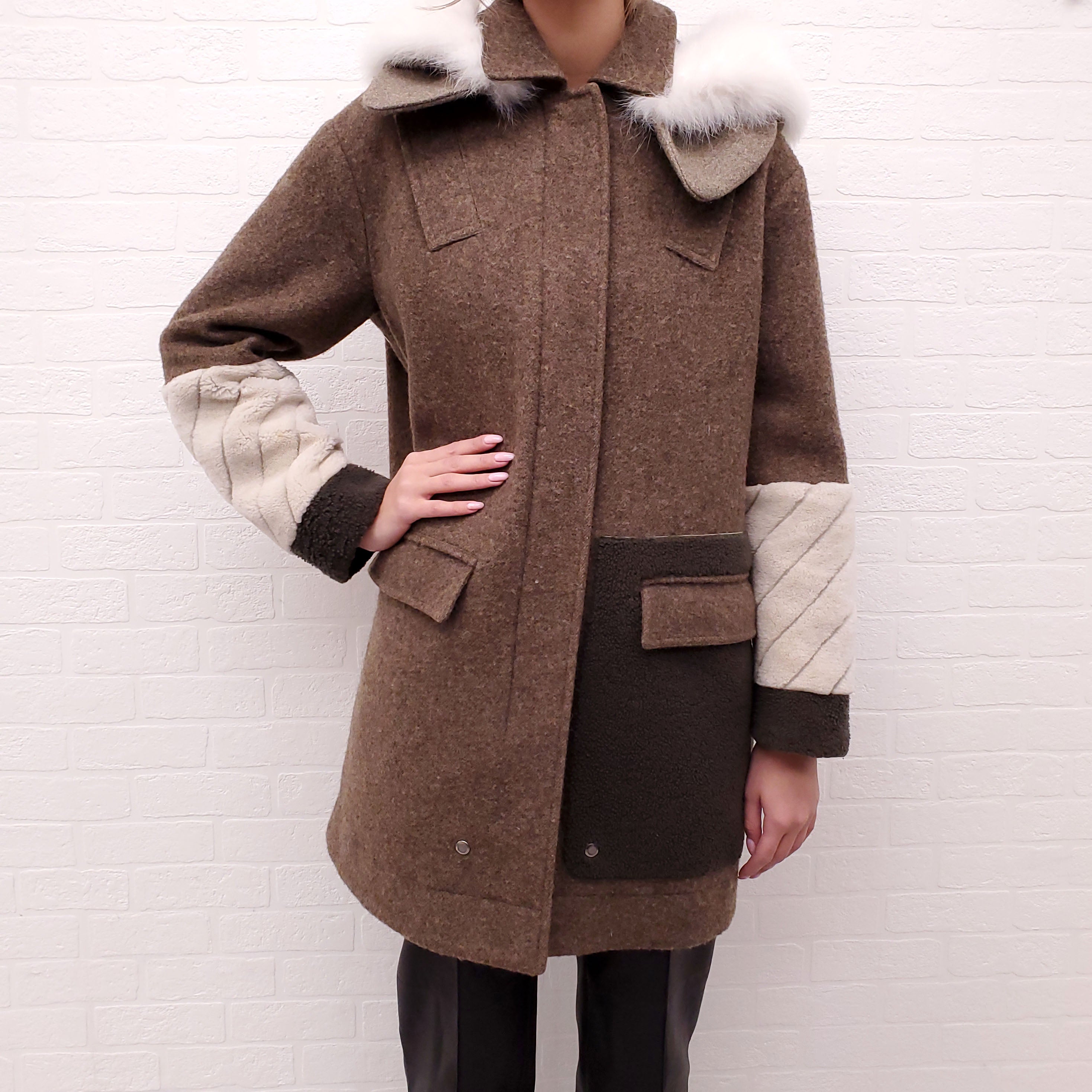 FENDI WOOL COAT WITH BROWN FOX FUR - SIZE 42