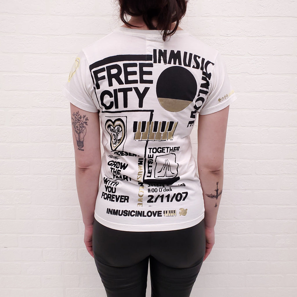 FREE CITY WHITE T-SHIRT - SIZE XS