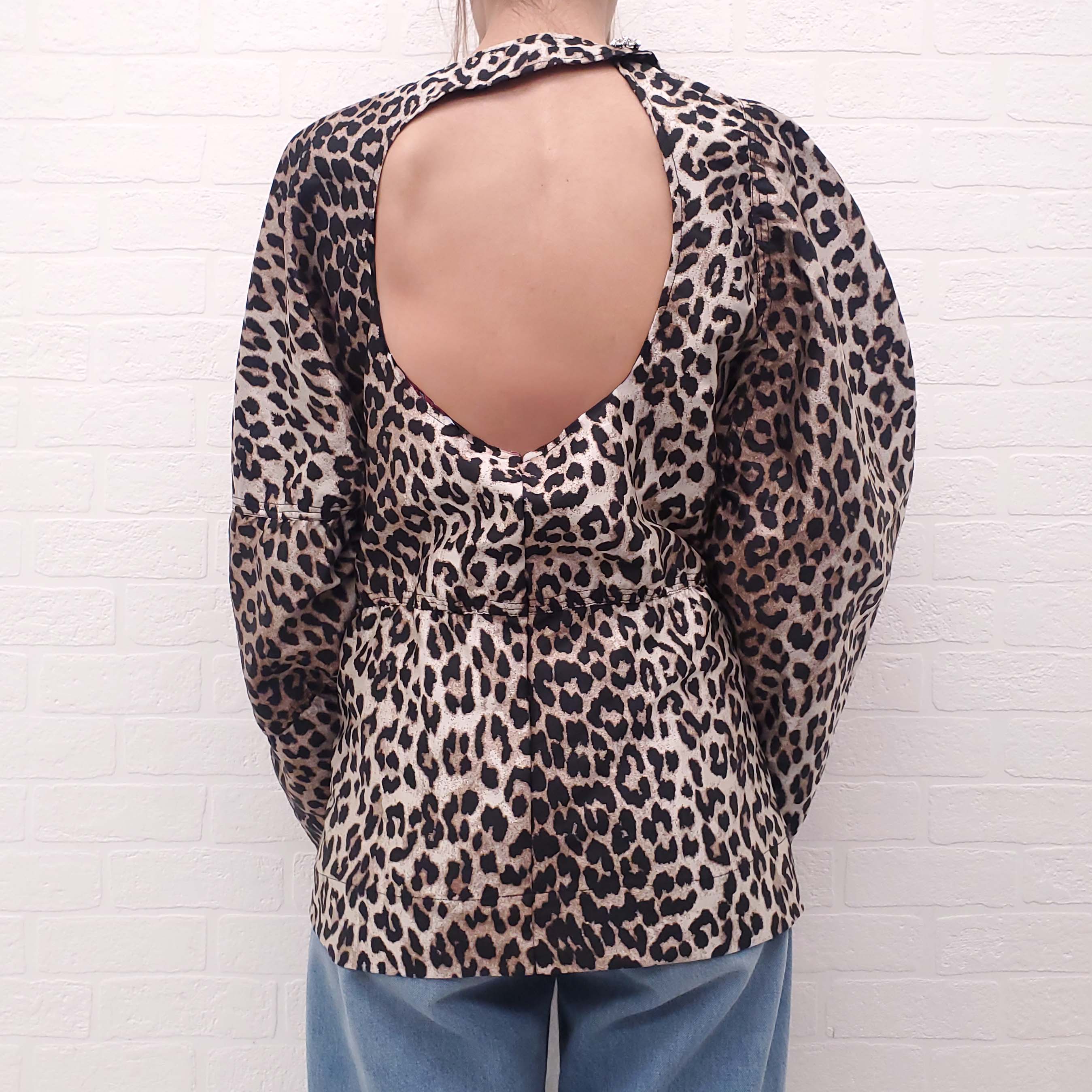 GANNI LEOPARD PEPLUM BLOUSE WITH CRYSTAL BUTTON - SIZE 44