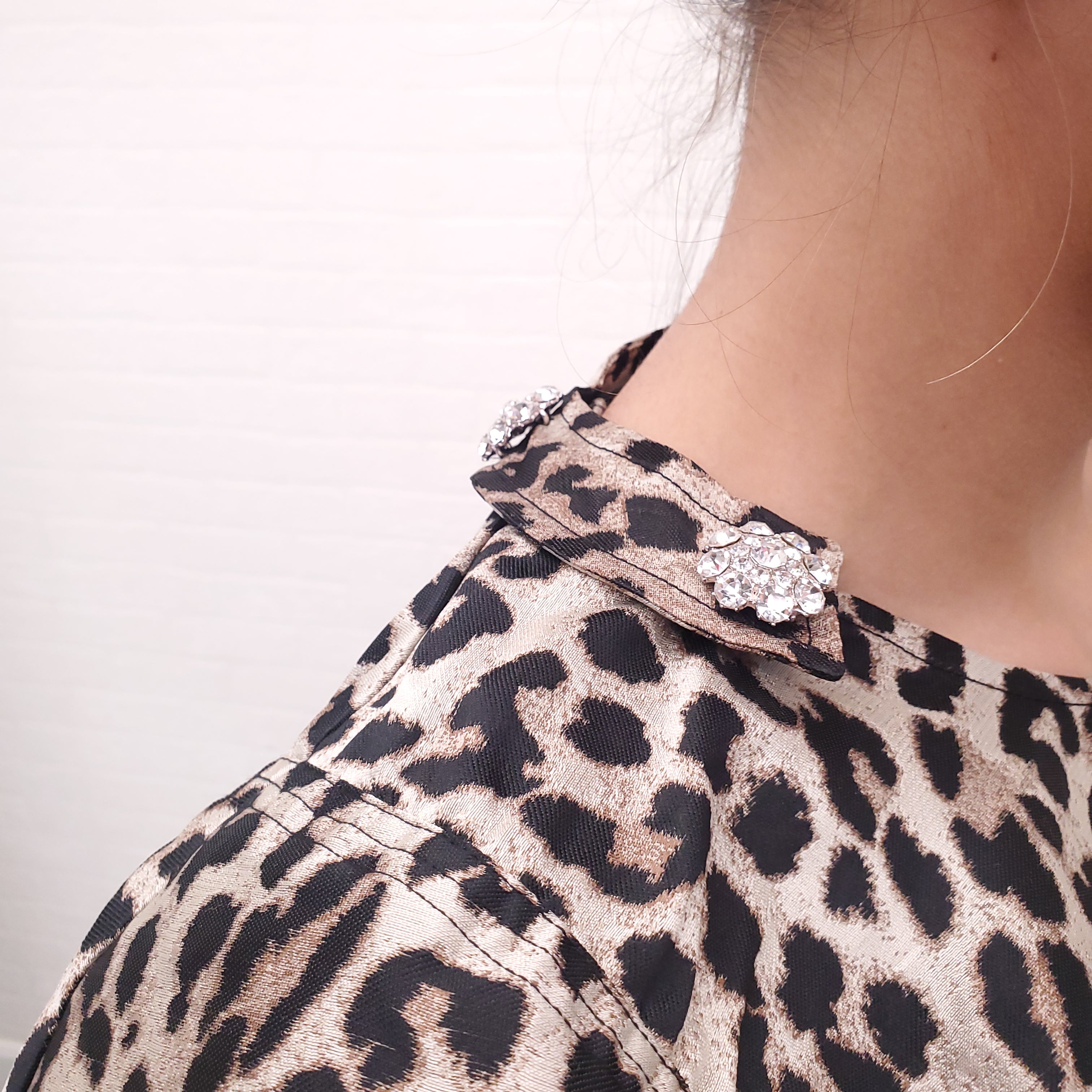 GANNI LEOPARD PEPLUM BLOUSE WITH CRYSTAL BUTTON - SIZE 44