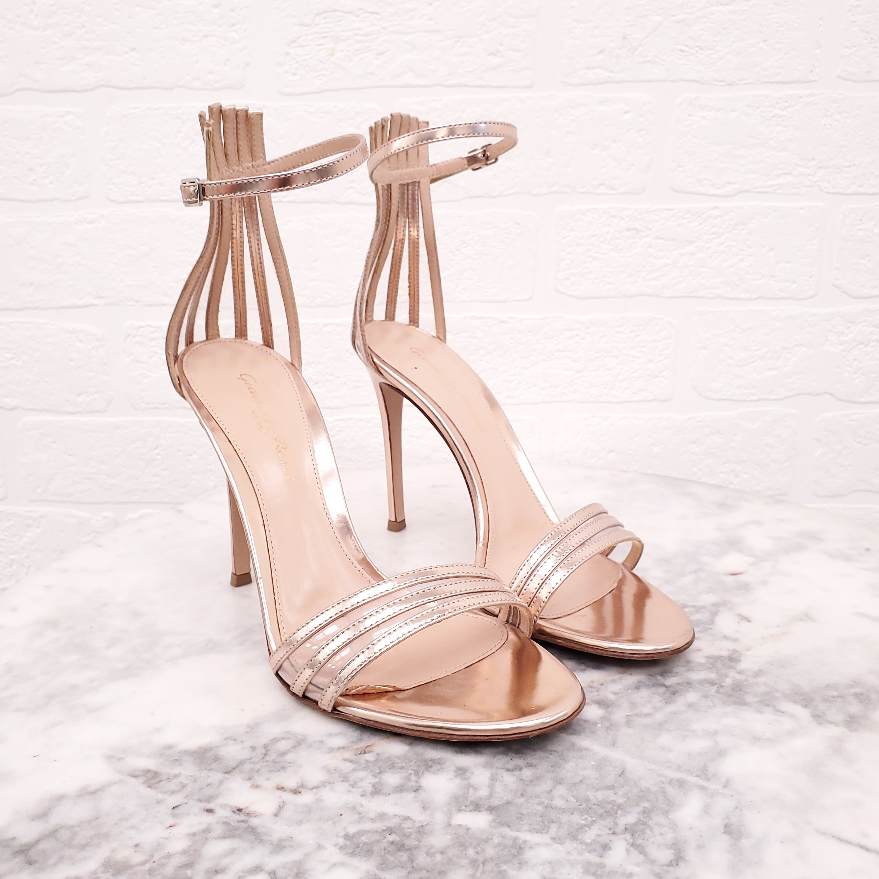 GIANVITO ROSSI ROSE GOLD METALLIC HEELS - SIZE 37