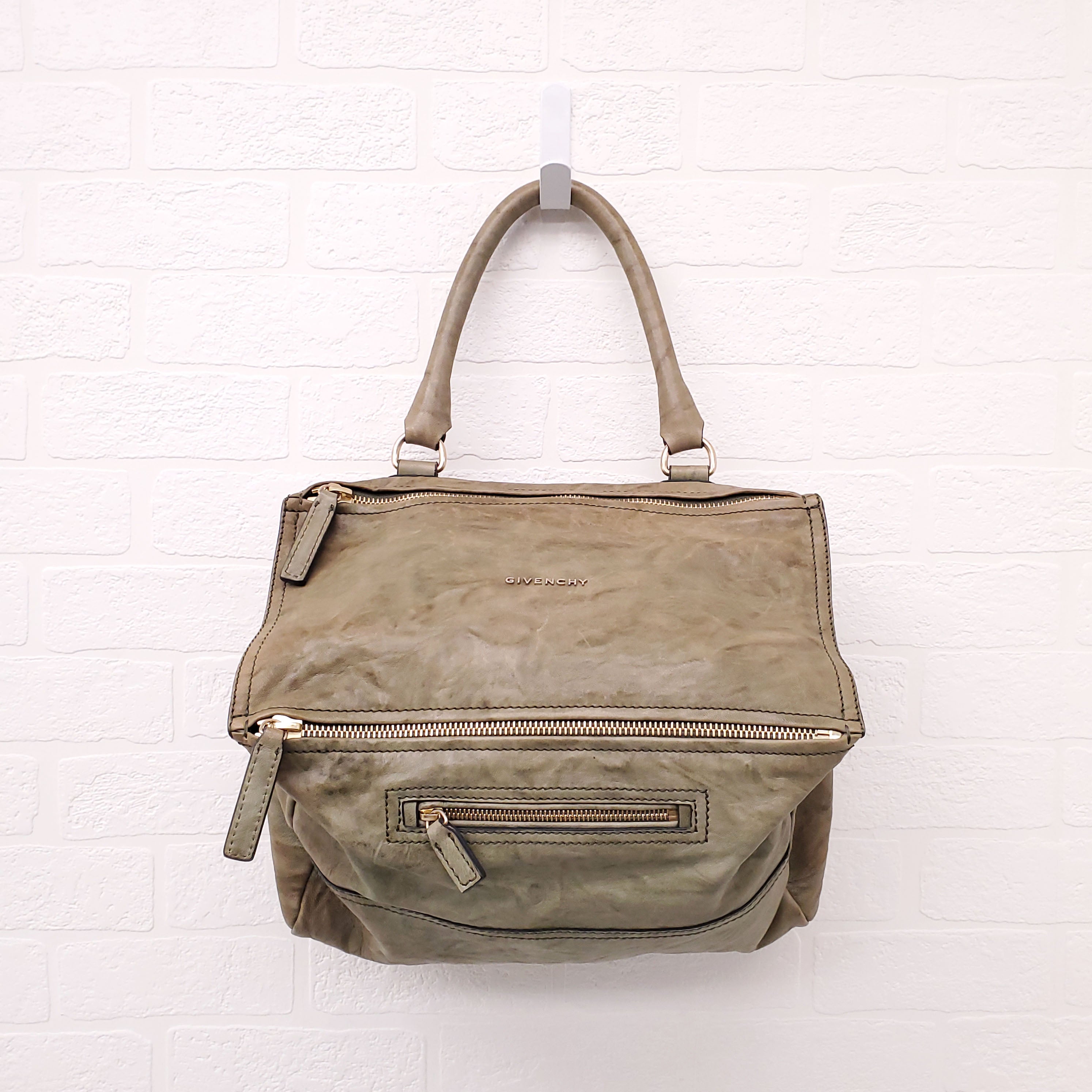 GIVENCHY GREEN LEATHER MEDIUM PANDORA BAG