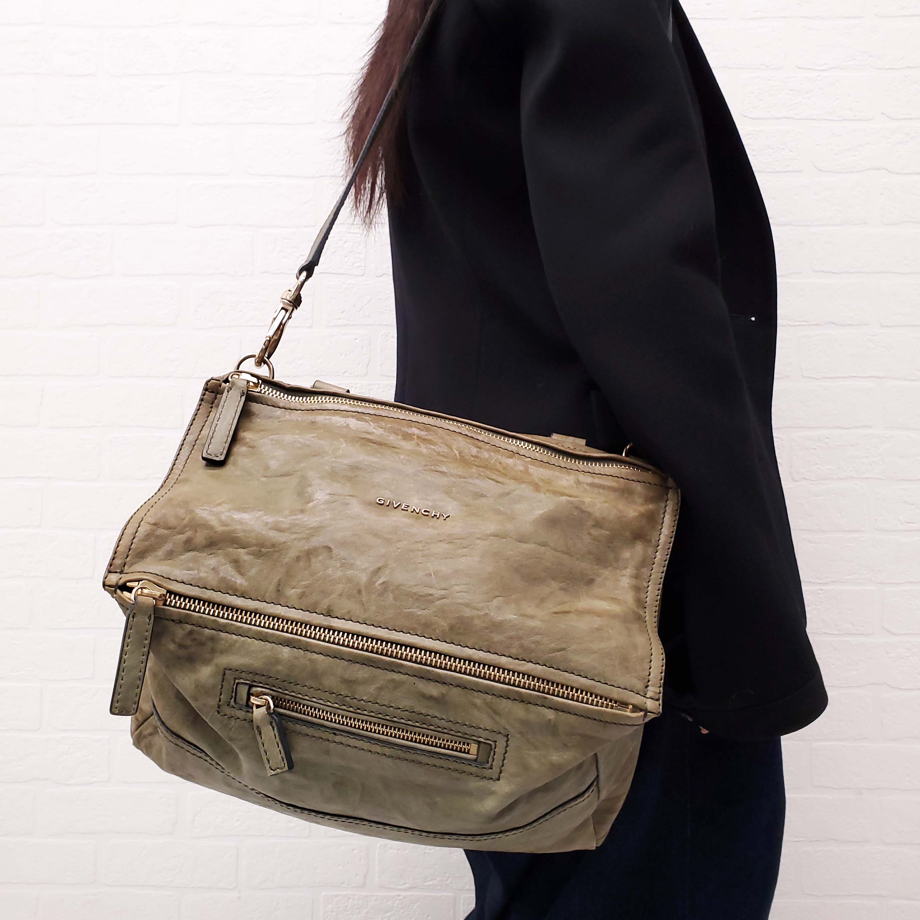 GIVENCHY GREEN LEATHER MEDIUM PANDORA BAG