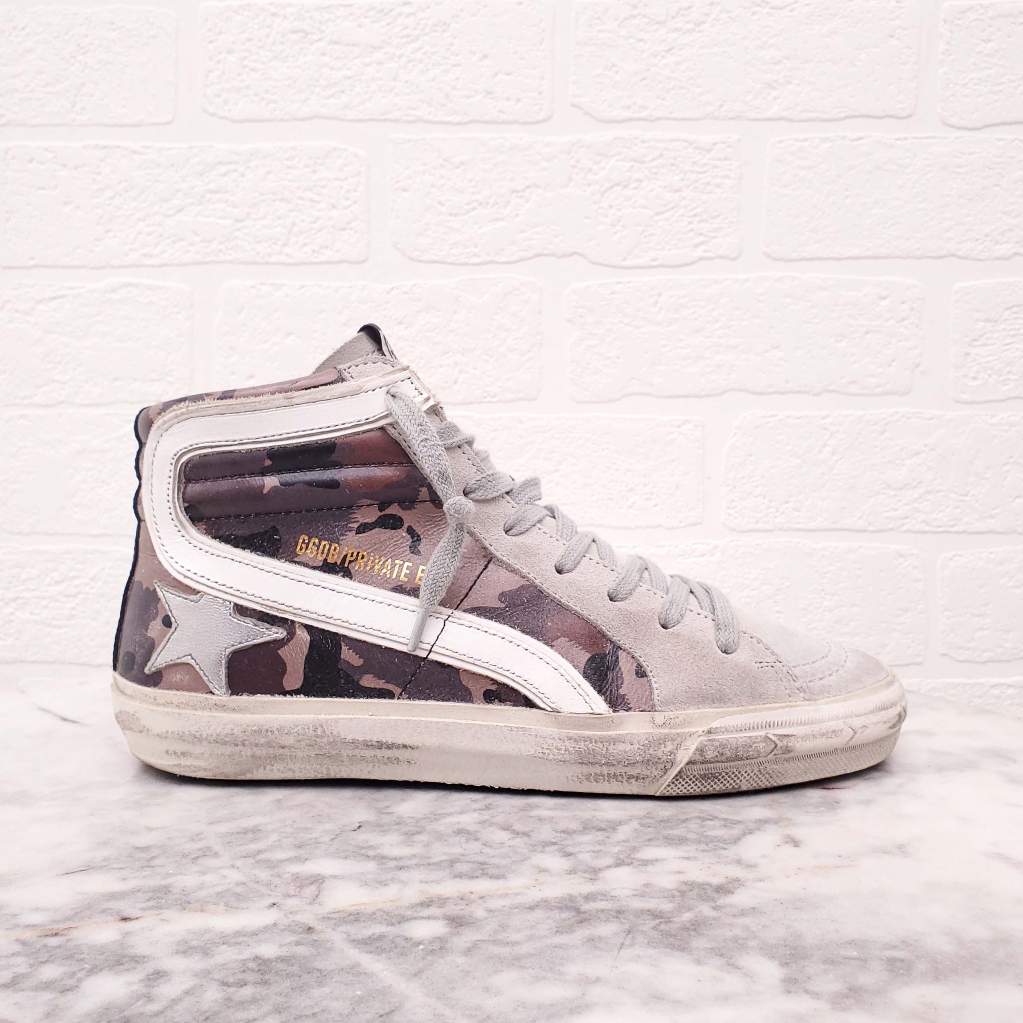 GOLDEN GOOSE CAMO 'SLIDE' SNEAKERS - SIZE 36 – Rewind Couture GOLDEN GOOSE CAMO 'SLIDE' SNEAKERS - SIZE 36 – Rewind Couture