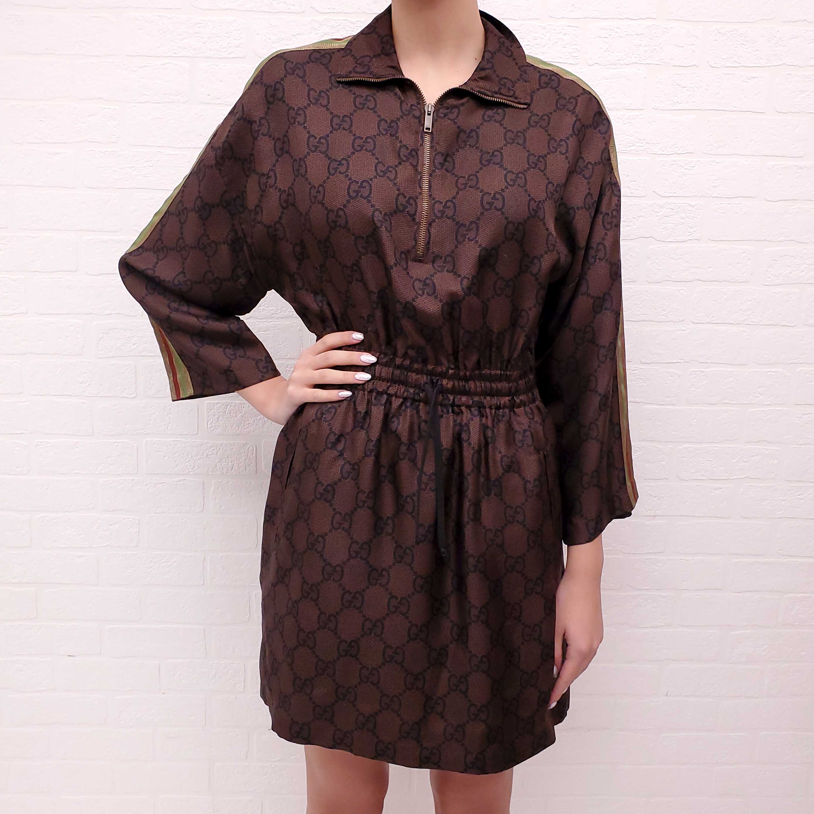 GUCCI 2021 BROWN SILK MONOGRAM DRESS - SIZE M