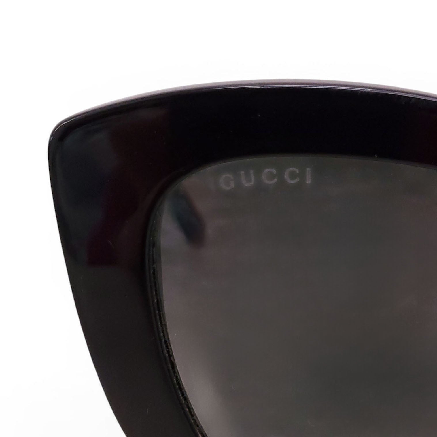 GUCCI BLACK SUNGLASSES