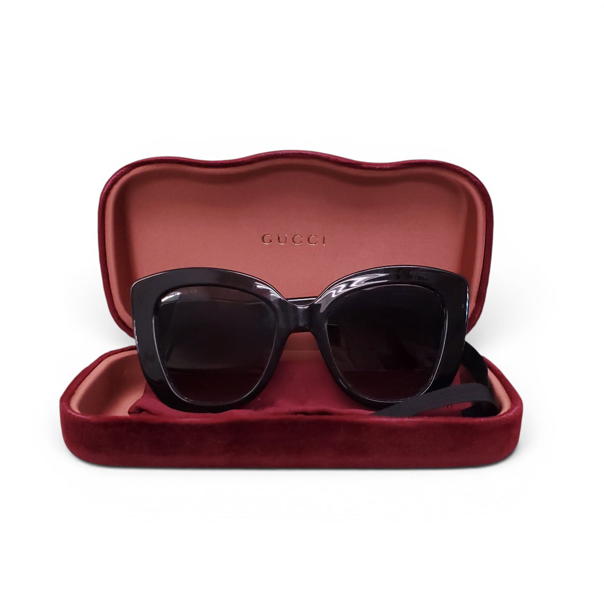 GUCCI BLACK SUNGLASSES