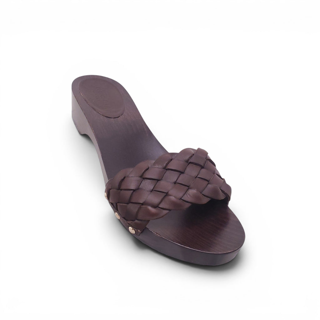 GUCCI BROWN WOOD WOVEN FLATS - SIZE 6.5