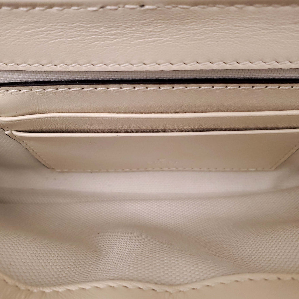 GUCCI GG MARMONT SMALL SHOULDER BAG IN IVORY WITH GG GOLD LOGOS