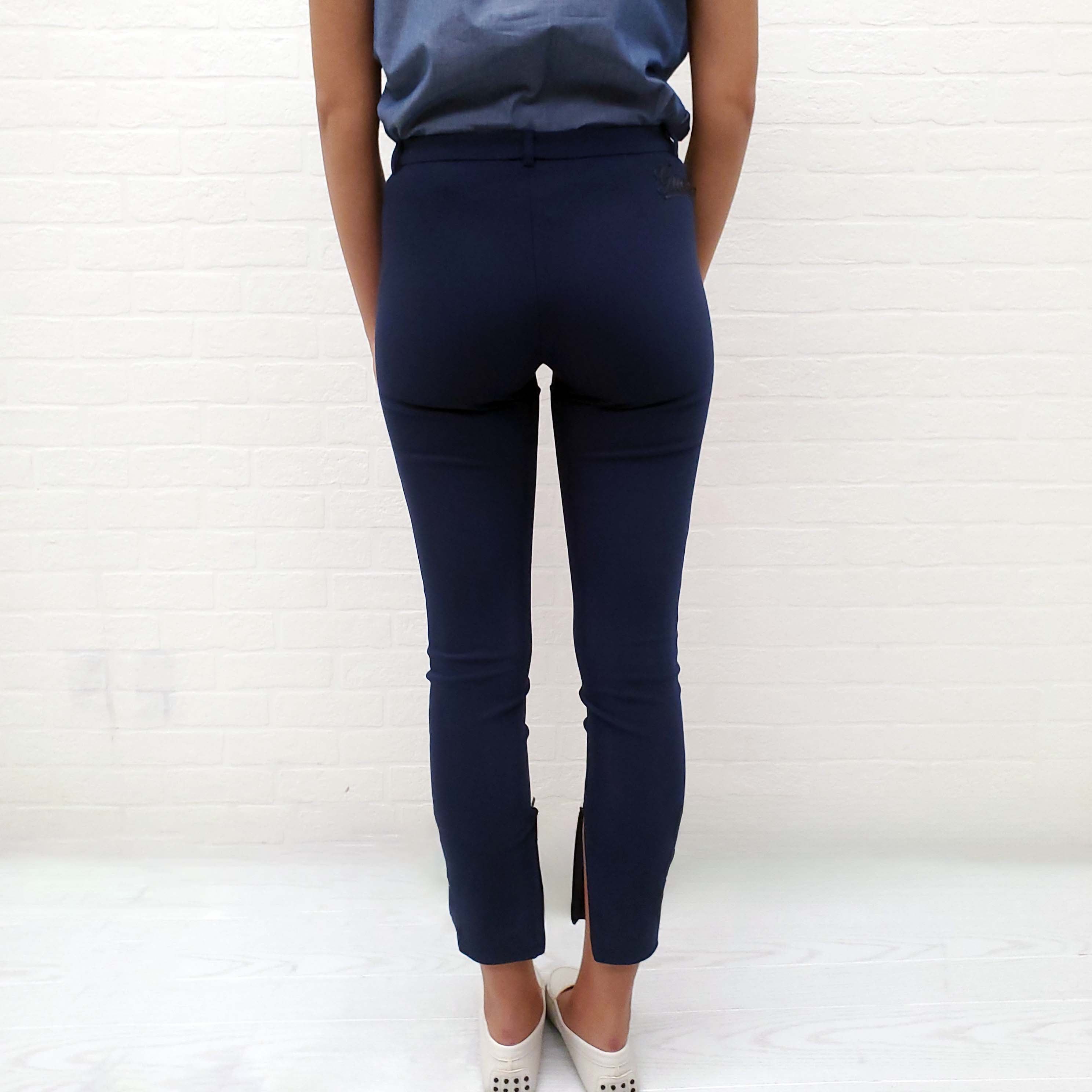 GUCCI NAVY TROUSERS WITH LOGO AND ZIPPER DETAIL - SIZE 38