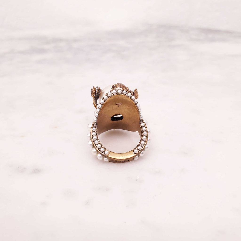 GUCCI PEARL COCKTAIL RING - SIZE 6.5