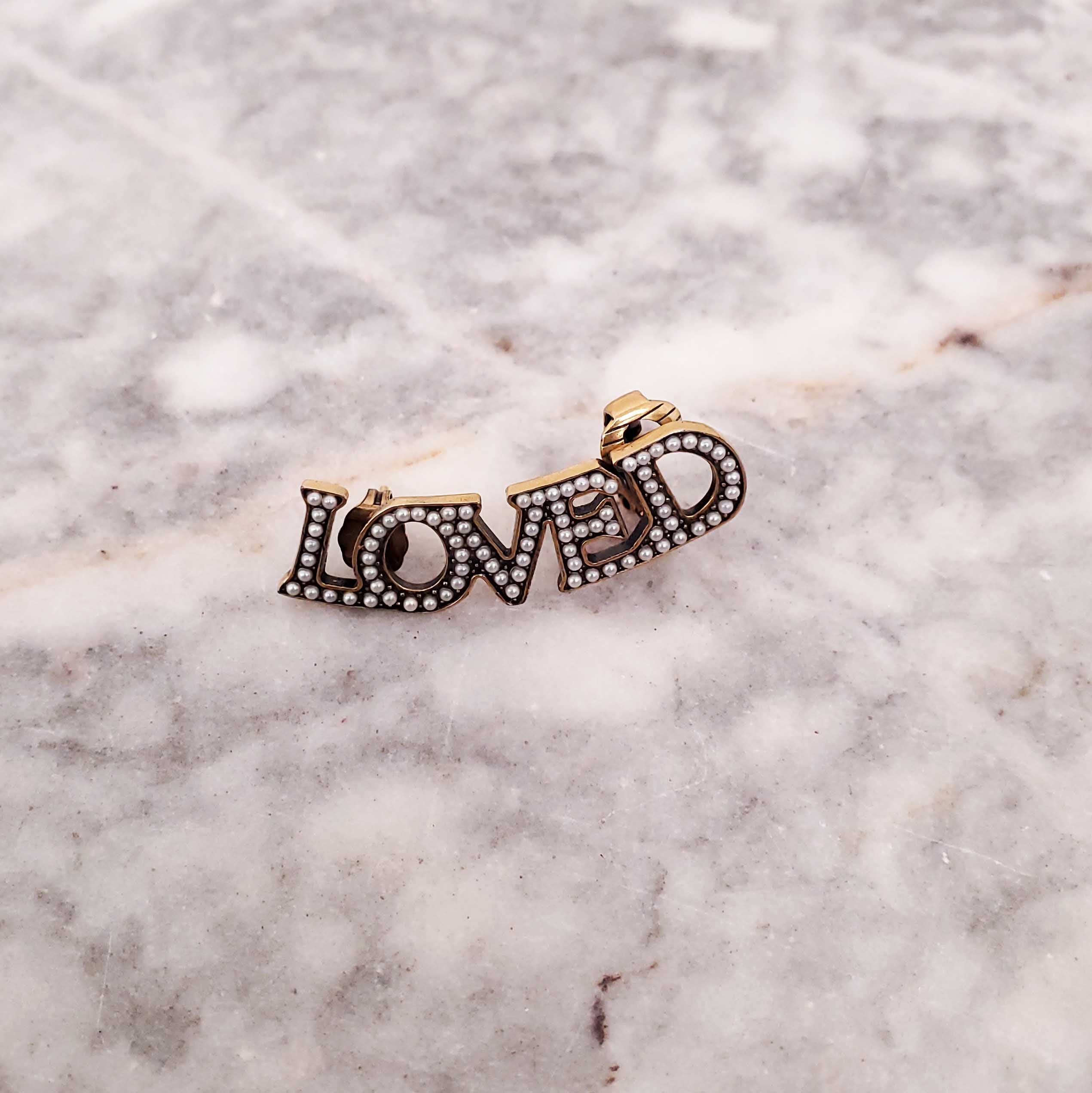 GUCCI PEARL 'LOVED' EAR CUFF