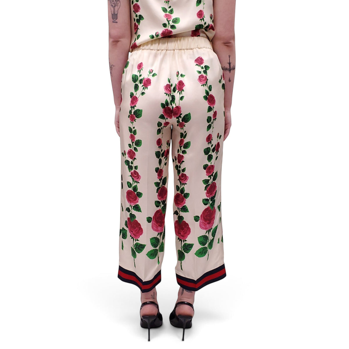 GUCCI SILK FLORAL SET - SIZE 42/38 (FITS SIZE S)