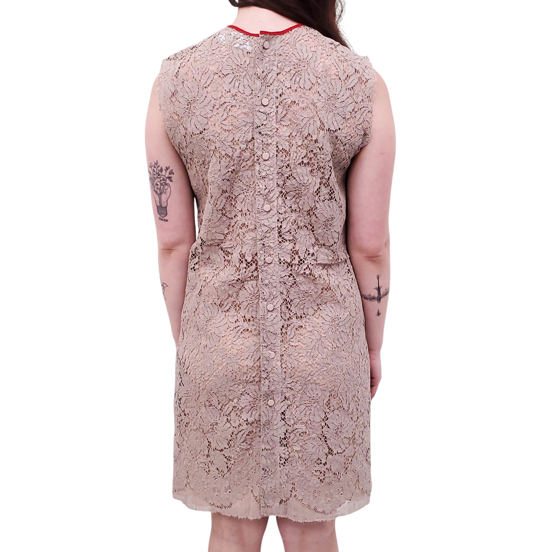 GUCCI TAUPE FLORAL LACE EYELET DRESS WITH RED TIE - SIZE 40