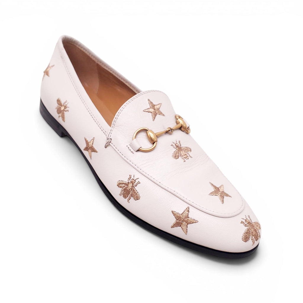 GUCCI WHITE BEE EMBELLISHED JORDAAN LOAFERS - SIZE 37.5