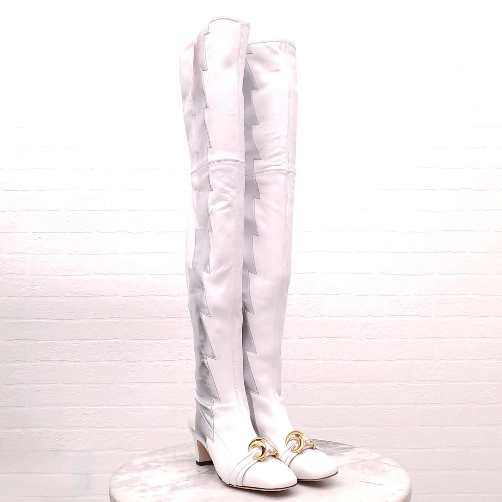 GUCCI WHITE BOOTS WITH SILVER STRIKE - SIZE 36
